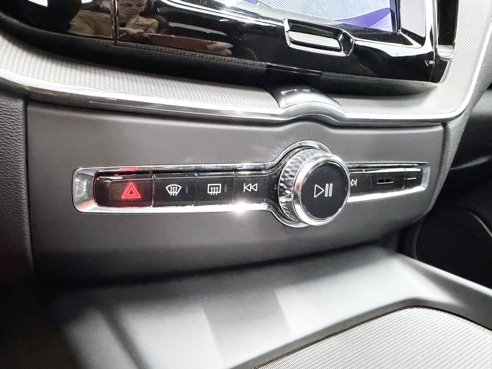 VOLVO XC60 2.0 T6 AWD RECHARGE R DESIGN 355 CV 35 