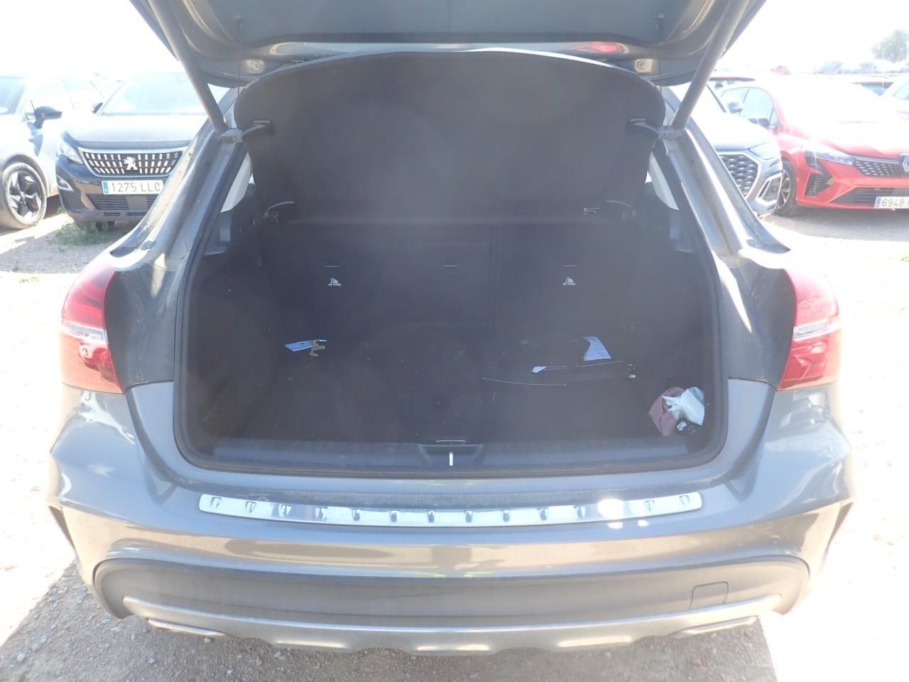 MERCEDES CLASE GLA GLA 180 136CV 5