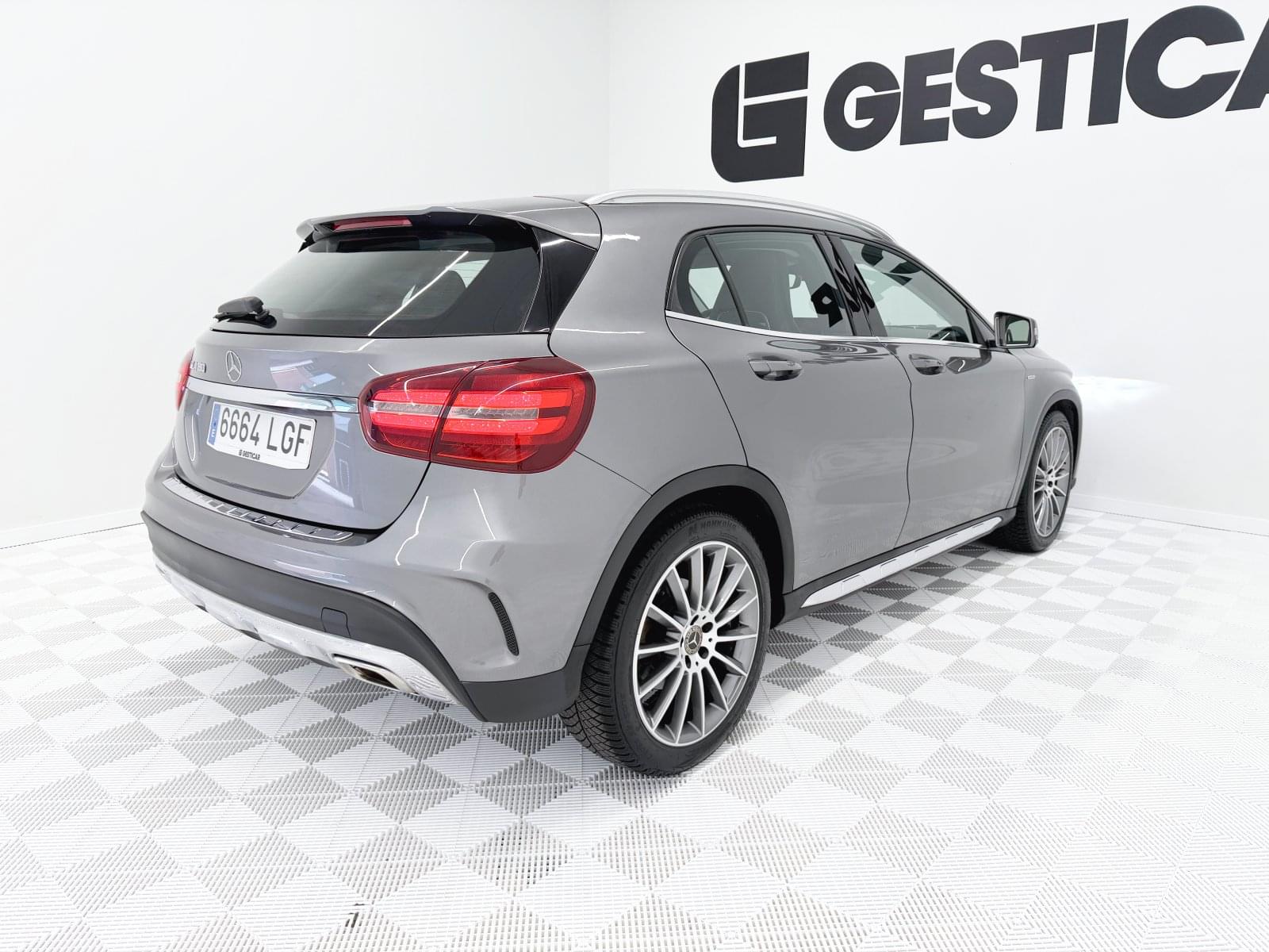 MERCEDES CLASE GLA GLA 180 136CV 20