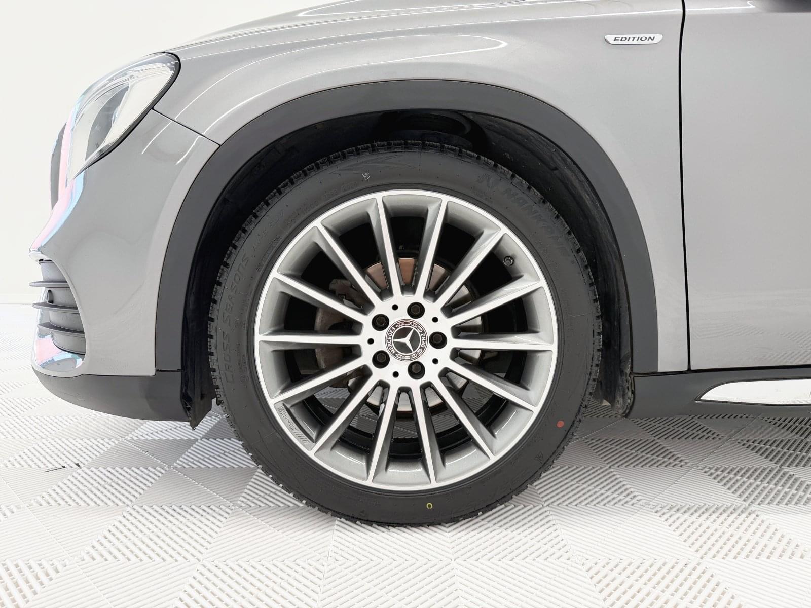 MERCEDES CLASE GLA GLA 180 136CV 23