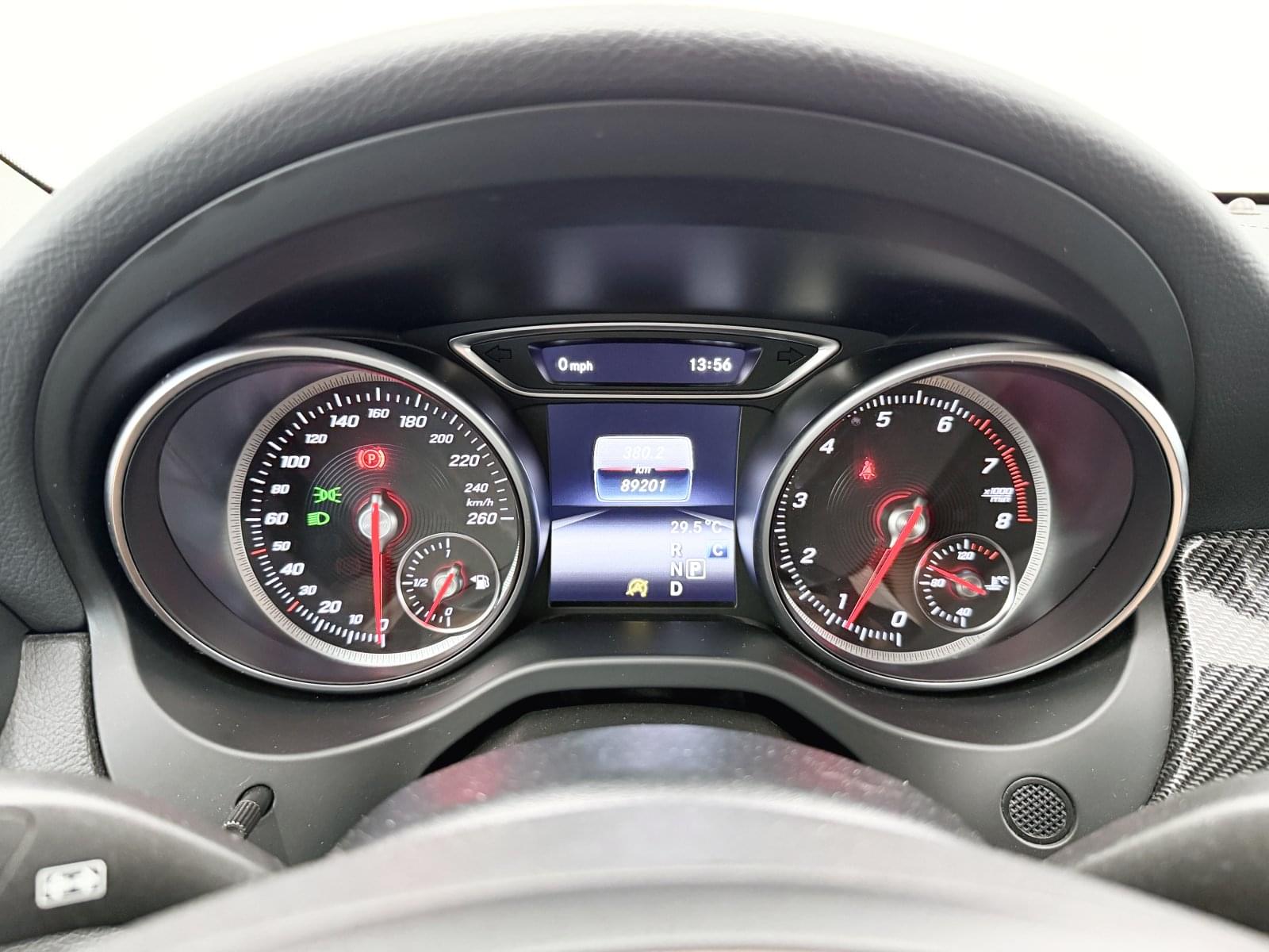 MERCEDES CLASE GLA GLA 180 136CV 33