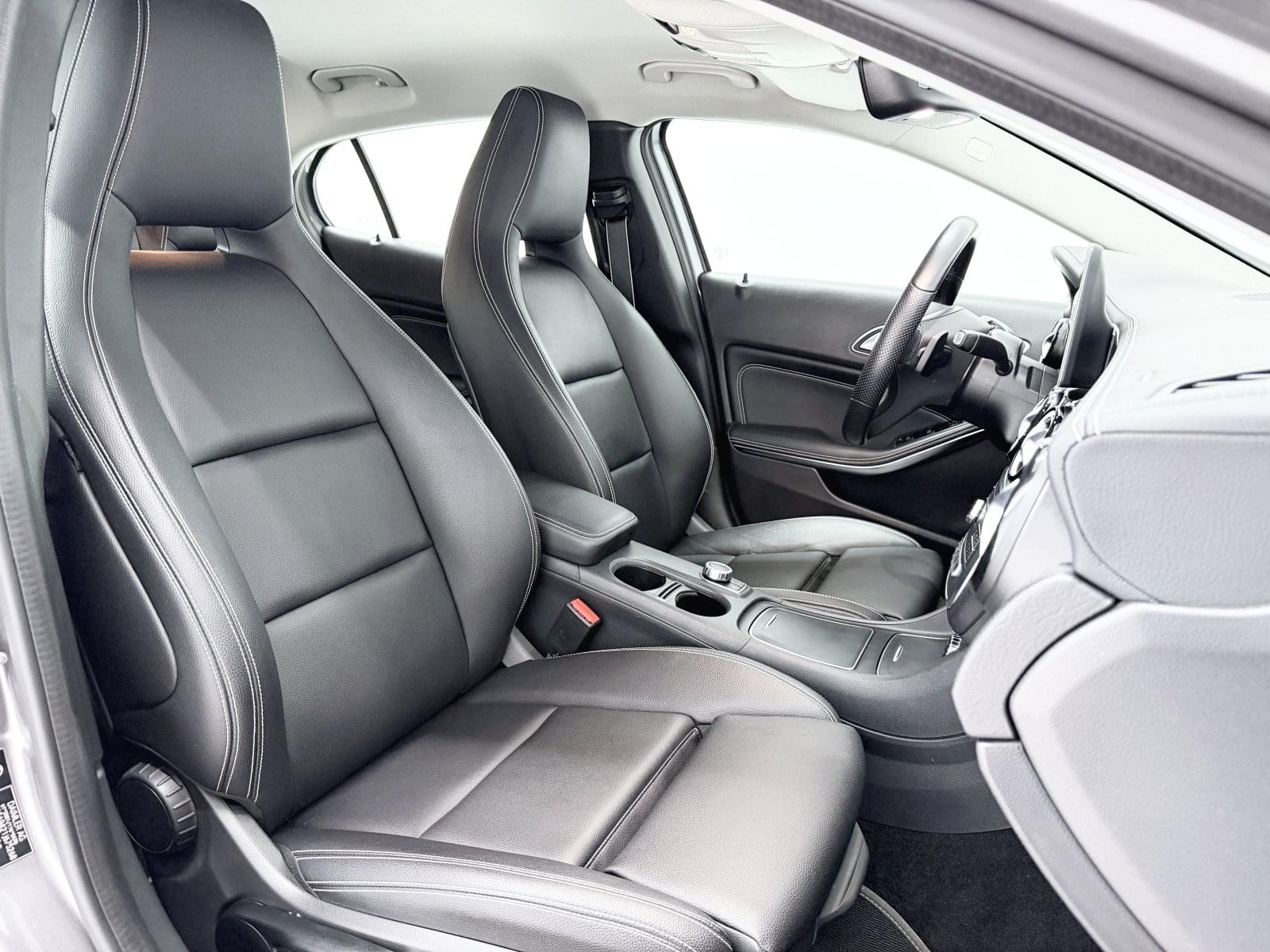 MERCEDES CLASE GLA GLA 180 136CV 43