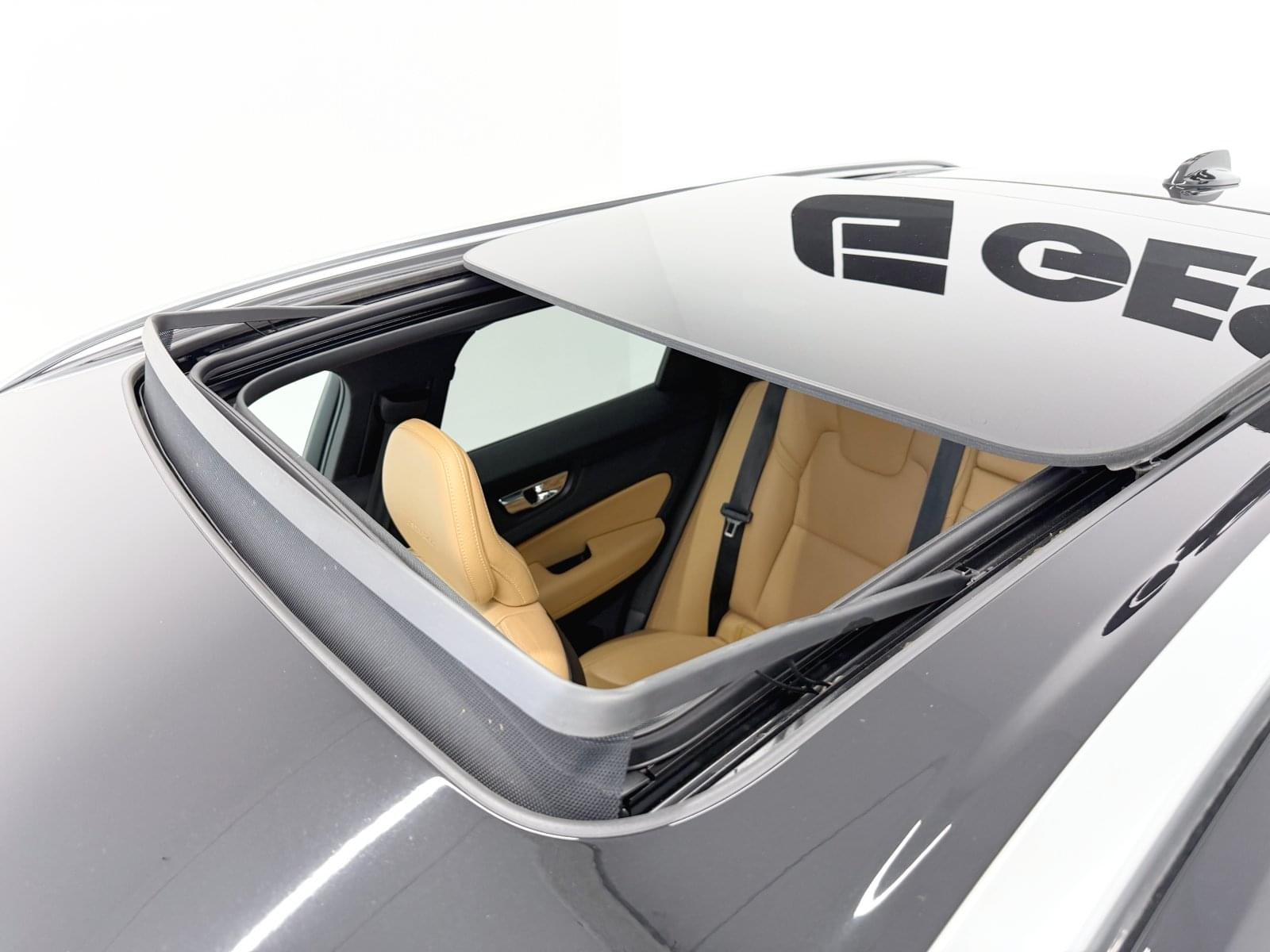 VOLVO XC60 2.0 T4 INSCRIPTION 7