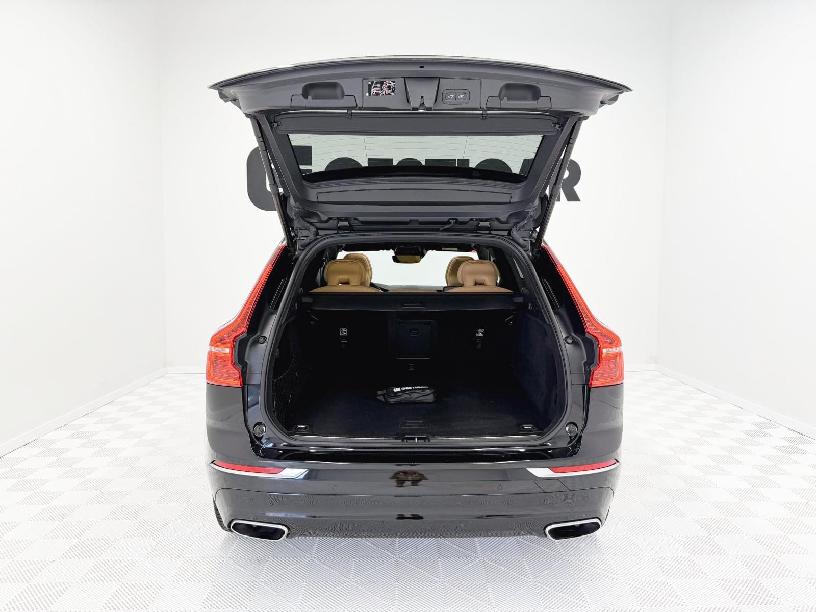 VOLVO XC60 2.0 T4 INSCRIPTION 14