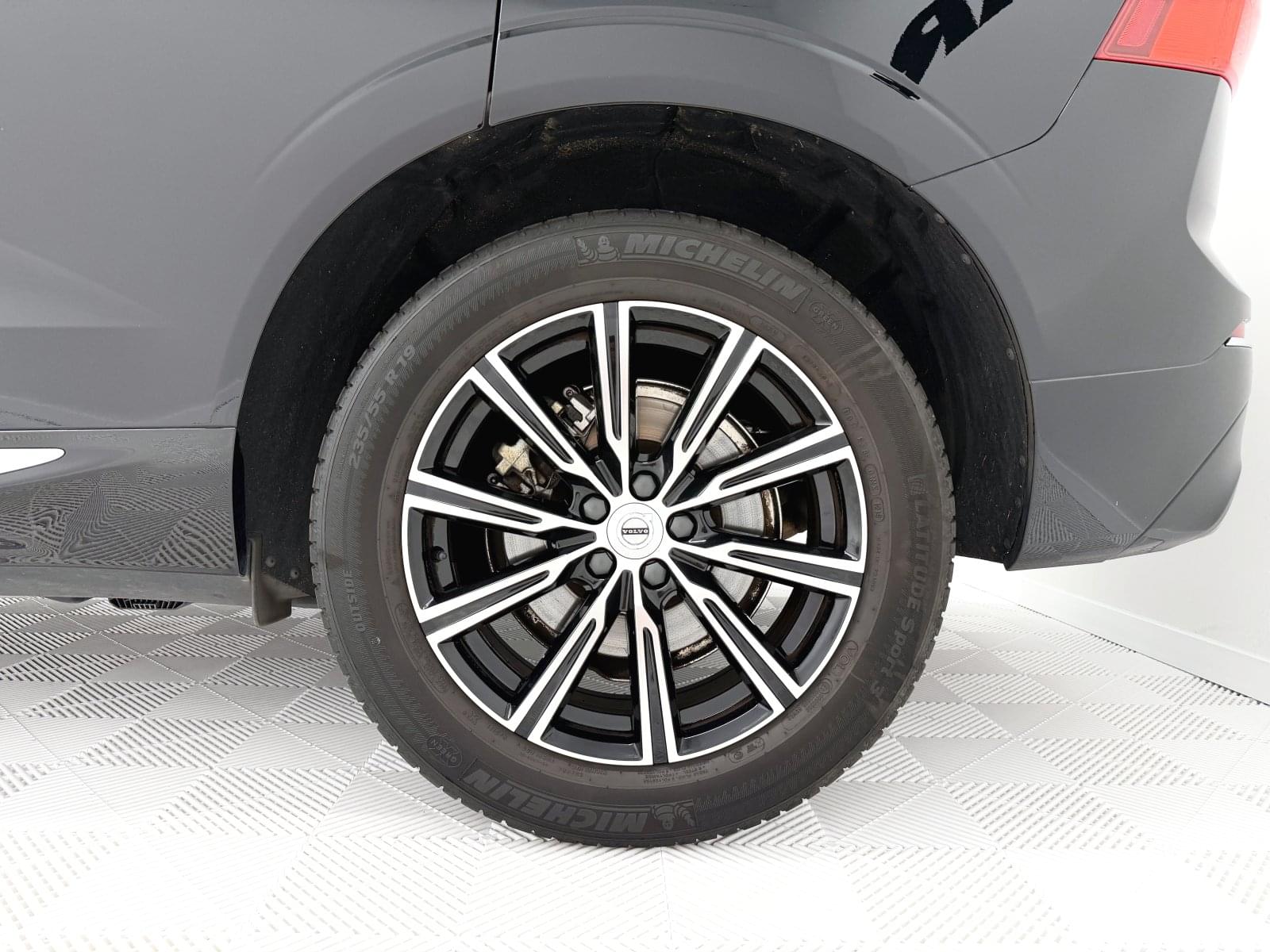 VOLVO XC60 2.0 T4 INSCRIPTION 23
