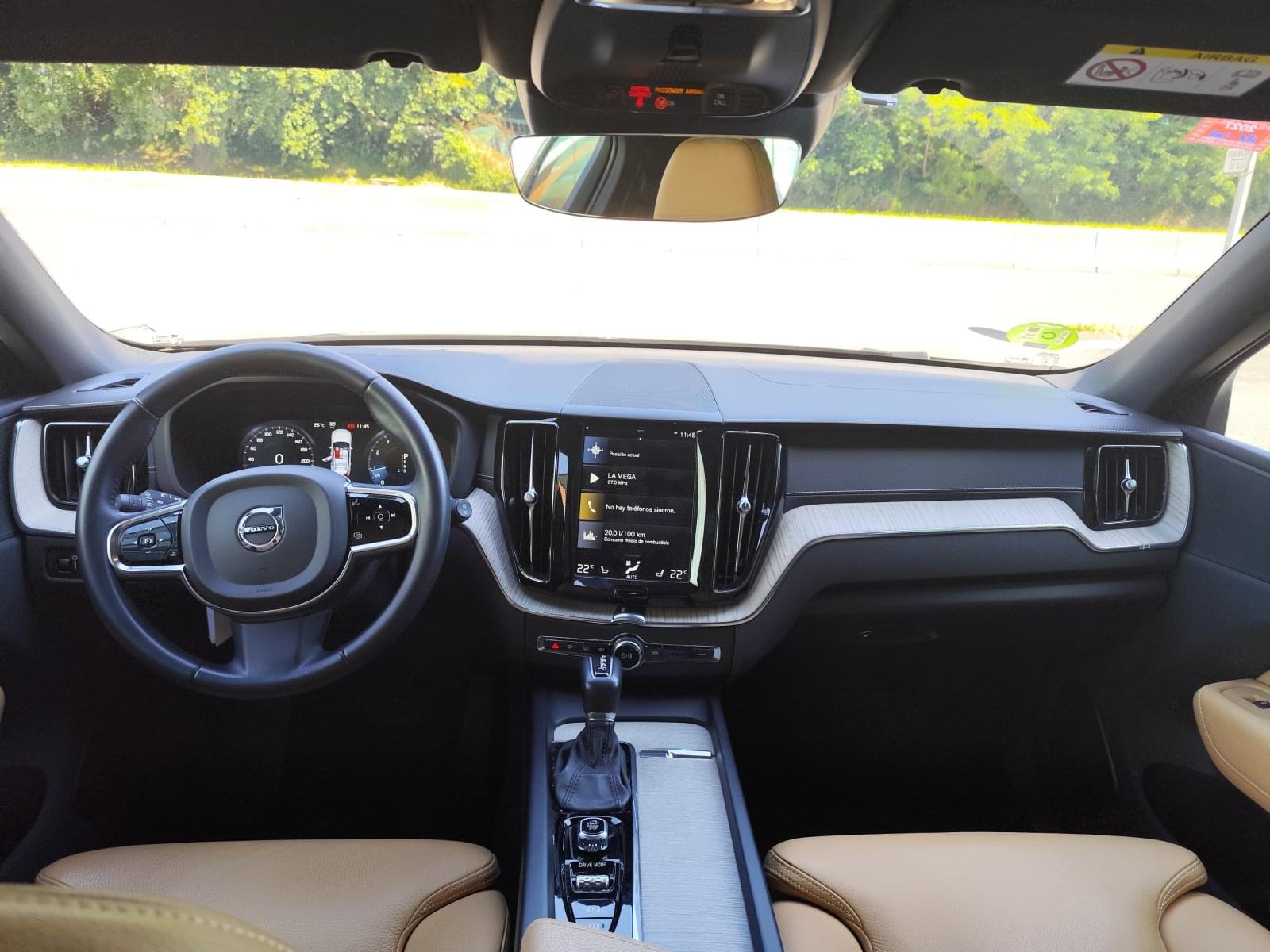 VOLVO XC60 2.0 T4 INSCRIPTION 12