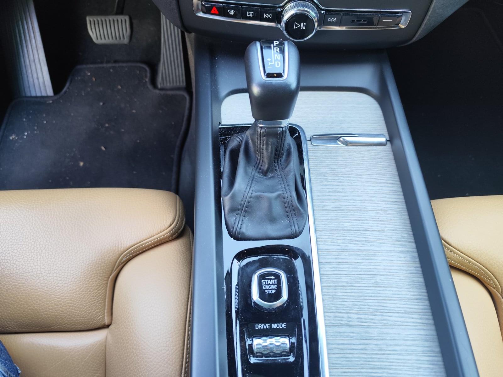 VOLVO XC60 2.0 T4 INSCRIPTION 15