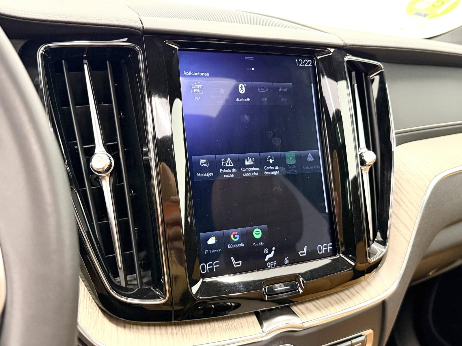 VOLVO XC60 2.0 T4 INSCRIPTION 36