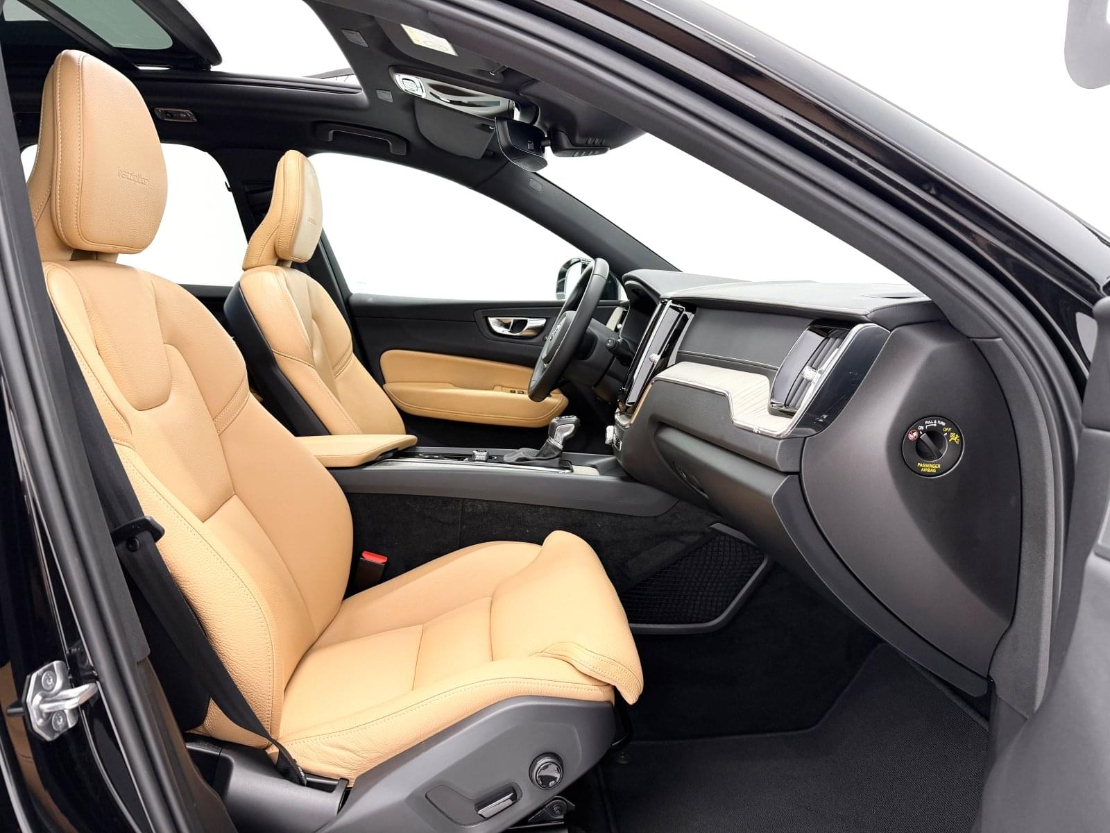 VOLVO XC60 2.0 T4 INSCRIPTION 41