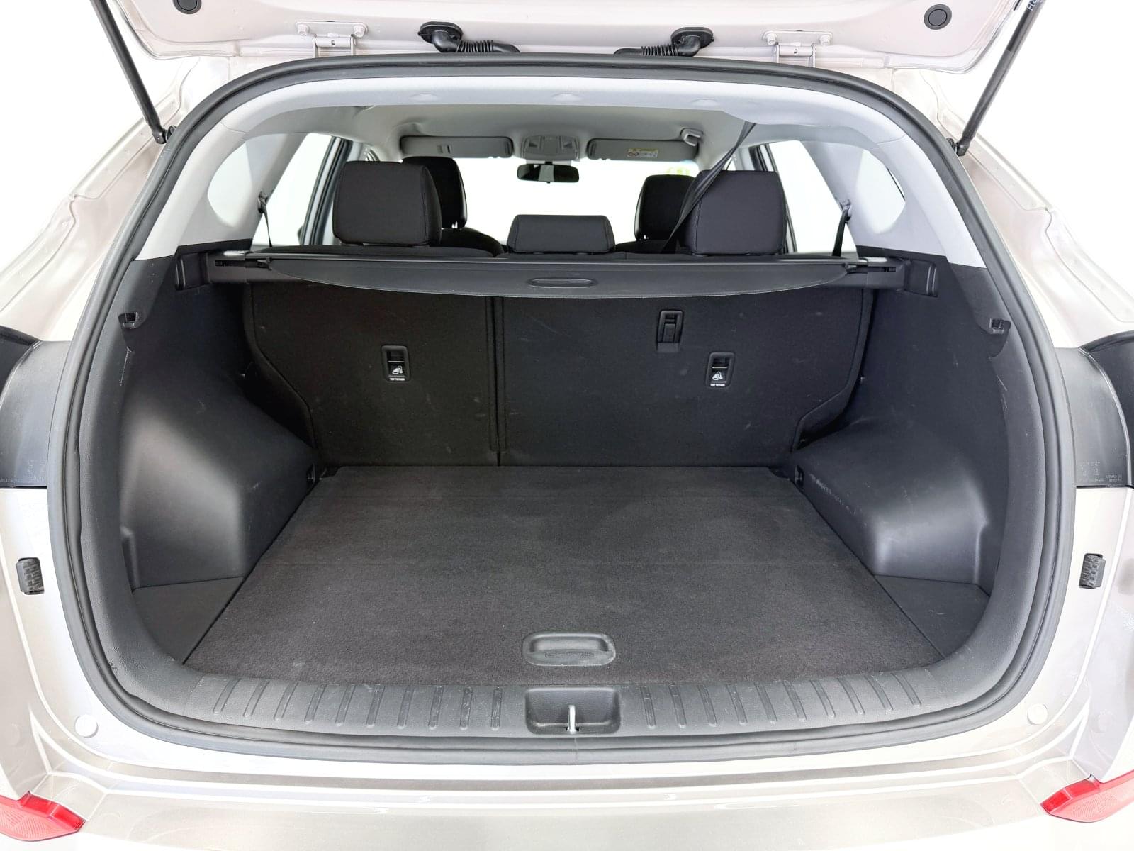 HYUNDAI TUCSON 1.6GDI 177CV 13
