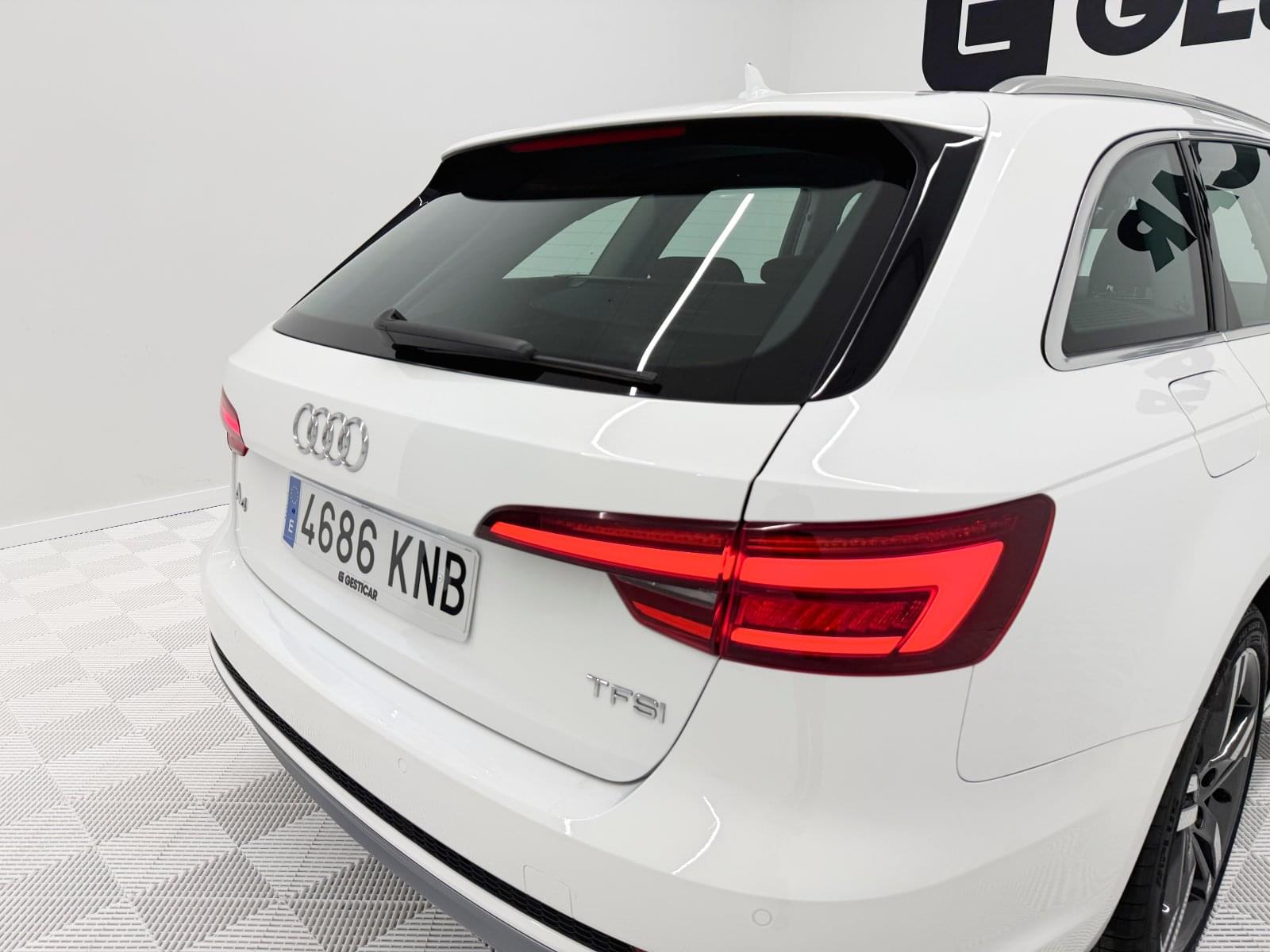 AUDI A4 AVANT 1.4 TFSI S LINE 18 
