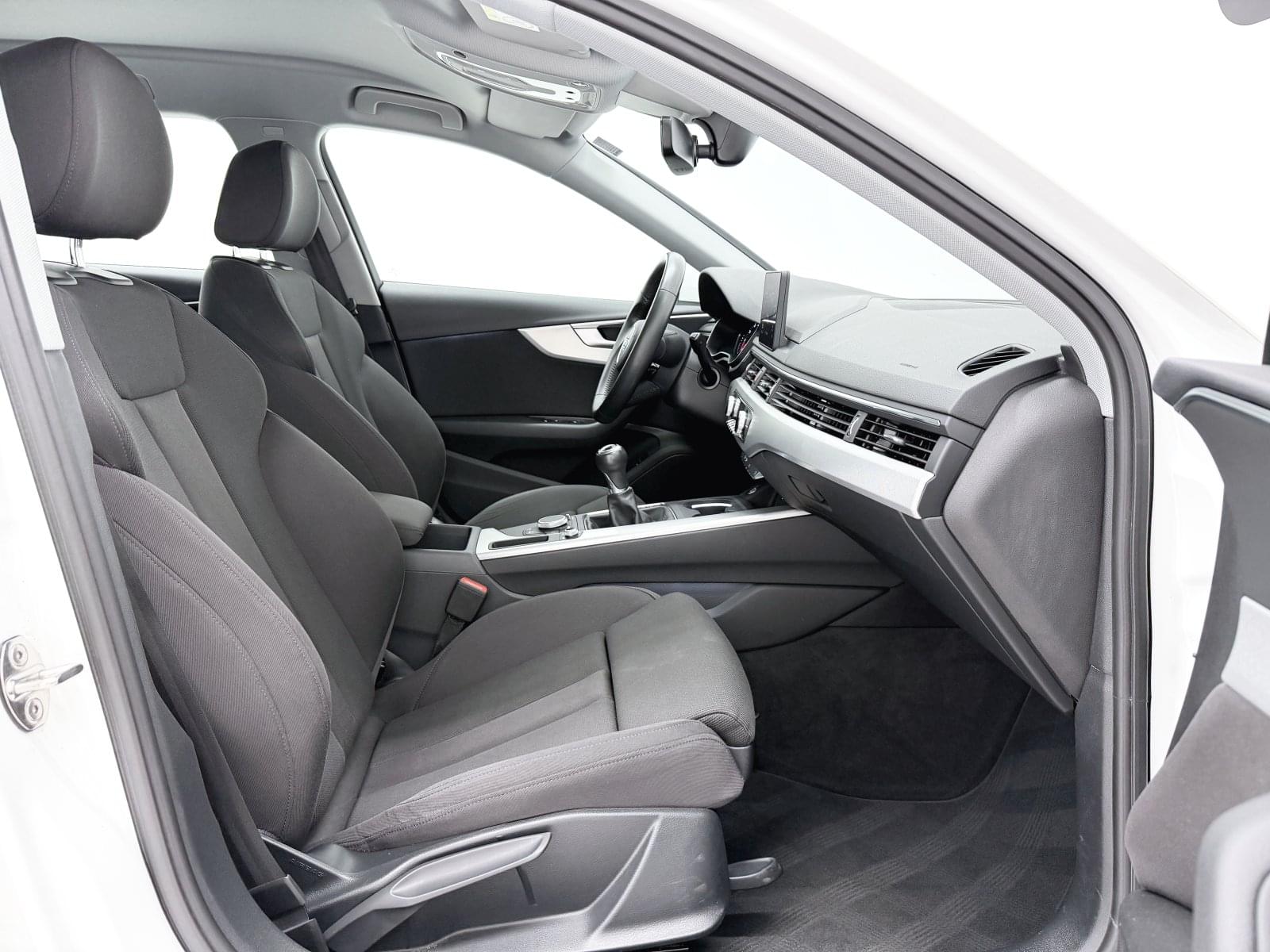 AUDI A4 AVANT 1.4 TFSI S LINE 45 