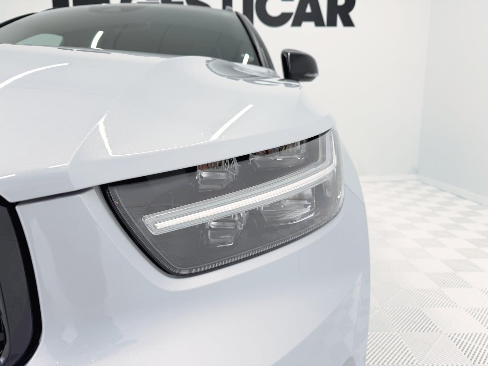 VOLVO XC40 B3 G RDESIGN 9
