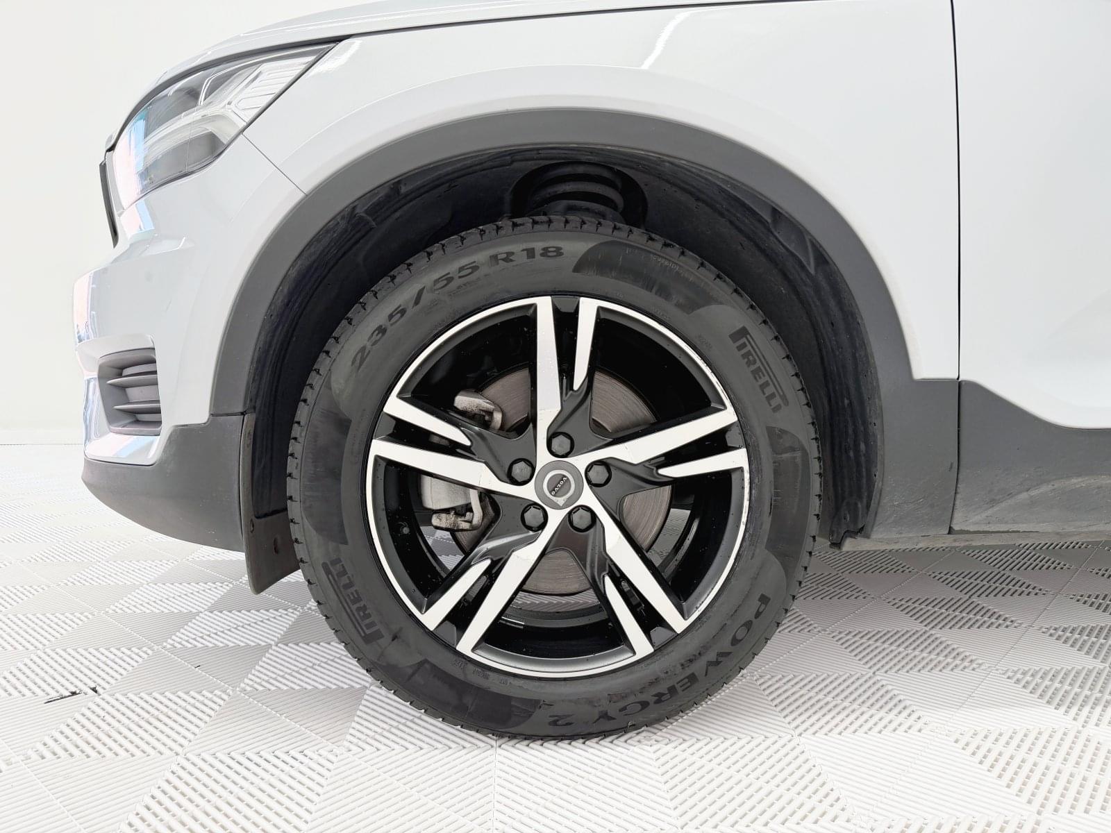 VOLVO XC40 B3 G RDESIGN 21