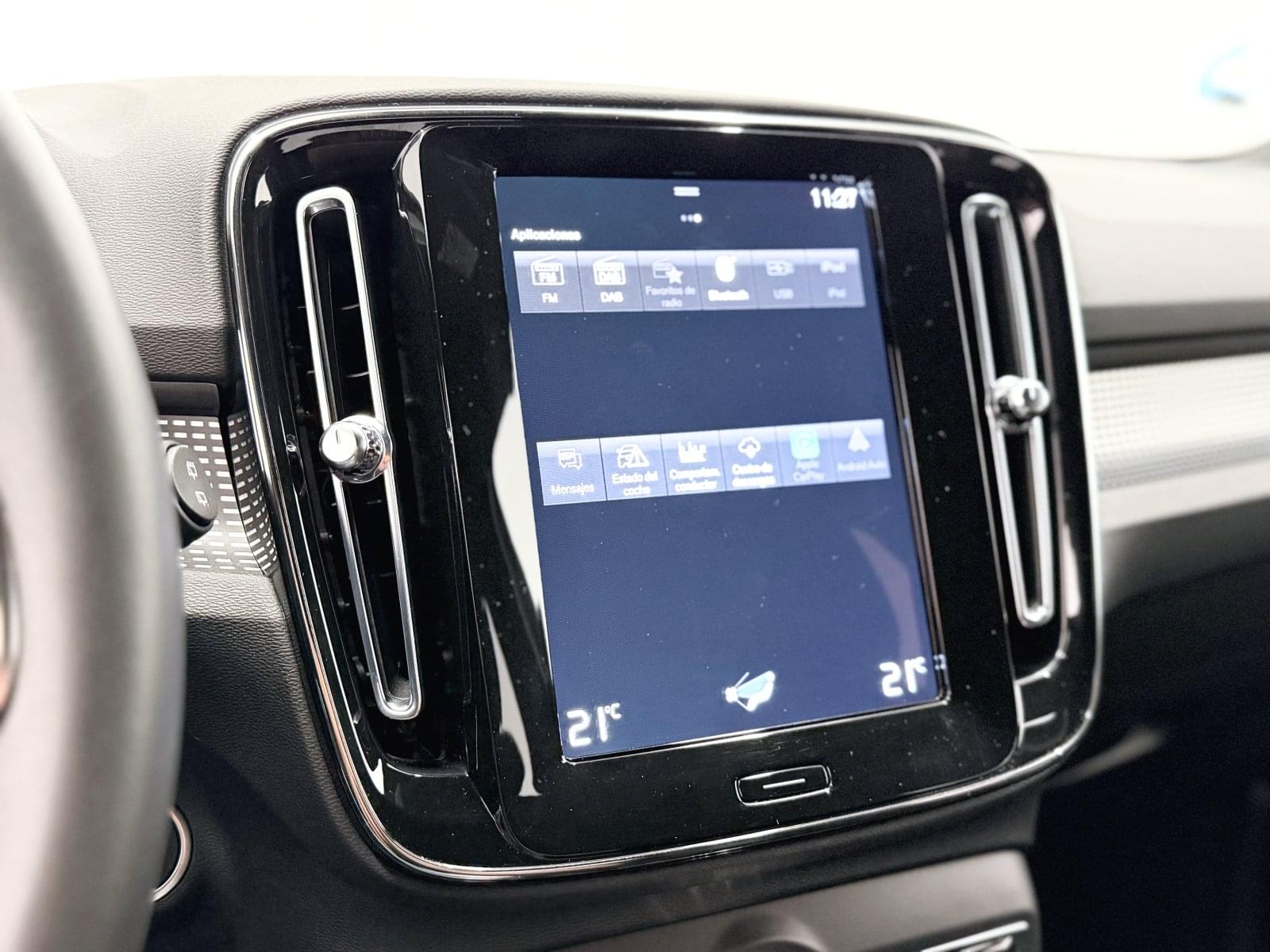VOLVO XC40 B3 G RDESIGN 34