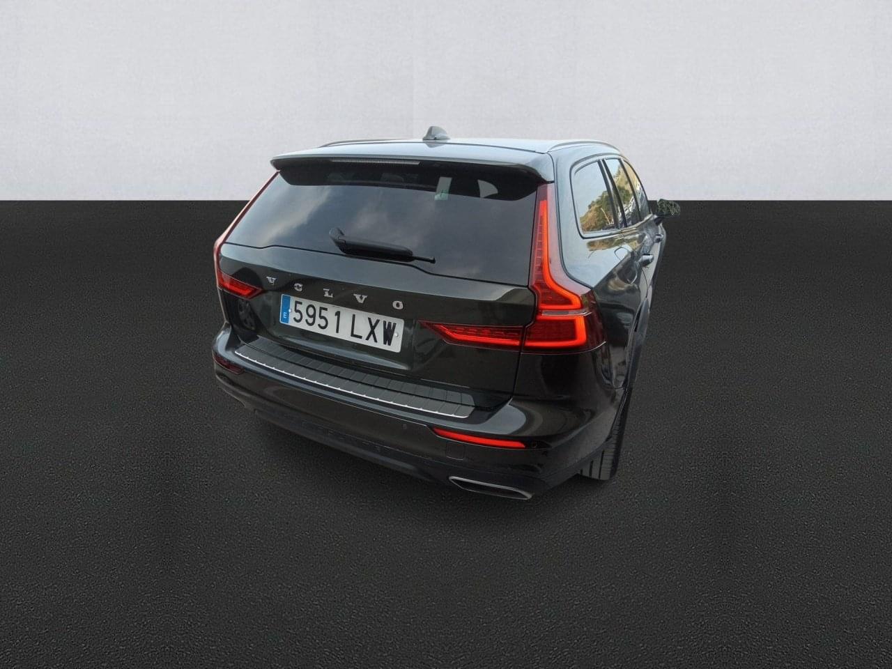 VOLVO V60 CROSS COUNTRY 2.0 B5  AWD CROSS COUNTRY PRO AUTO 250CV 4 