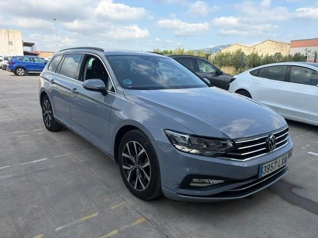 VOLKSWAGEN PASSAT VARIANT EXECUTIVE 2.0 TDI  DSG 150CV 3 