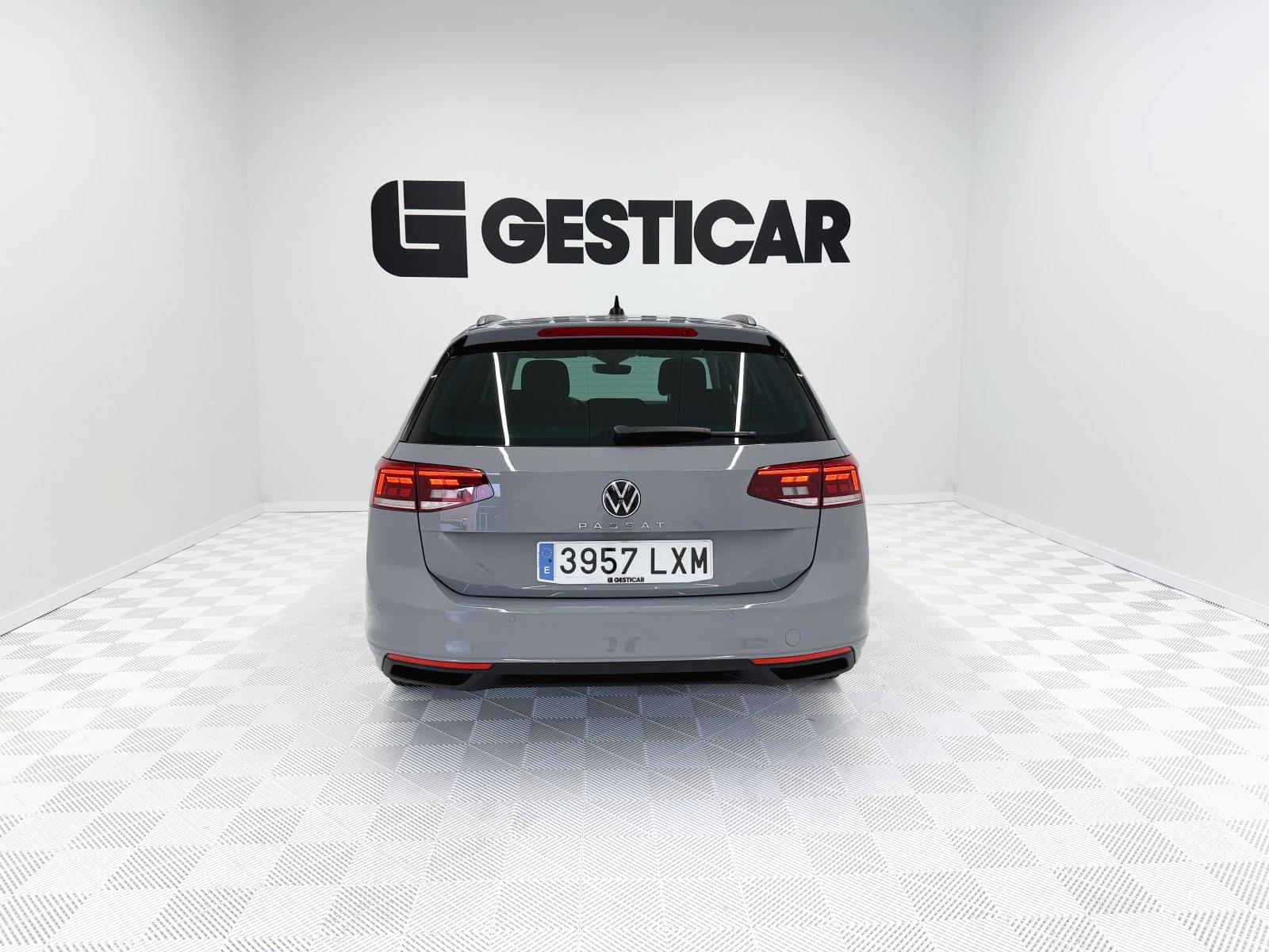 VOLKSWAGEN PASSAT Executive 2.0 TDI 110 kW (150 CV) DSG 11 