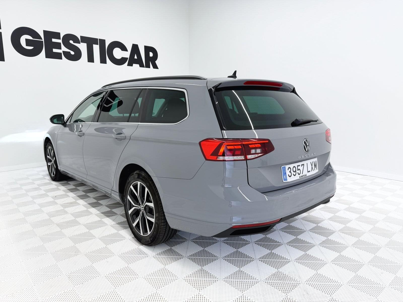 VOLKSWAGEN PASSAT Executive 2.0 TDI 110 kW (150 CV) DSG 9 