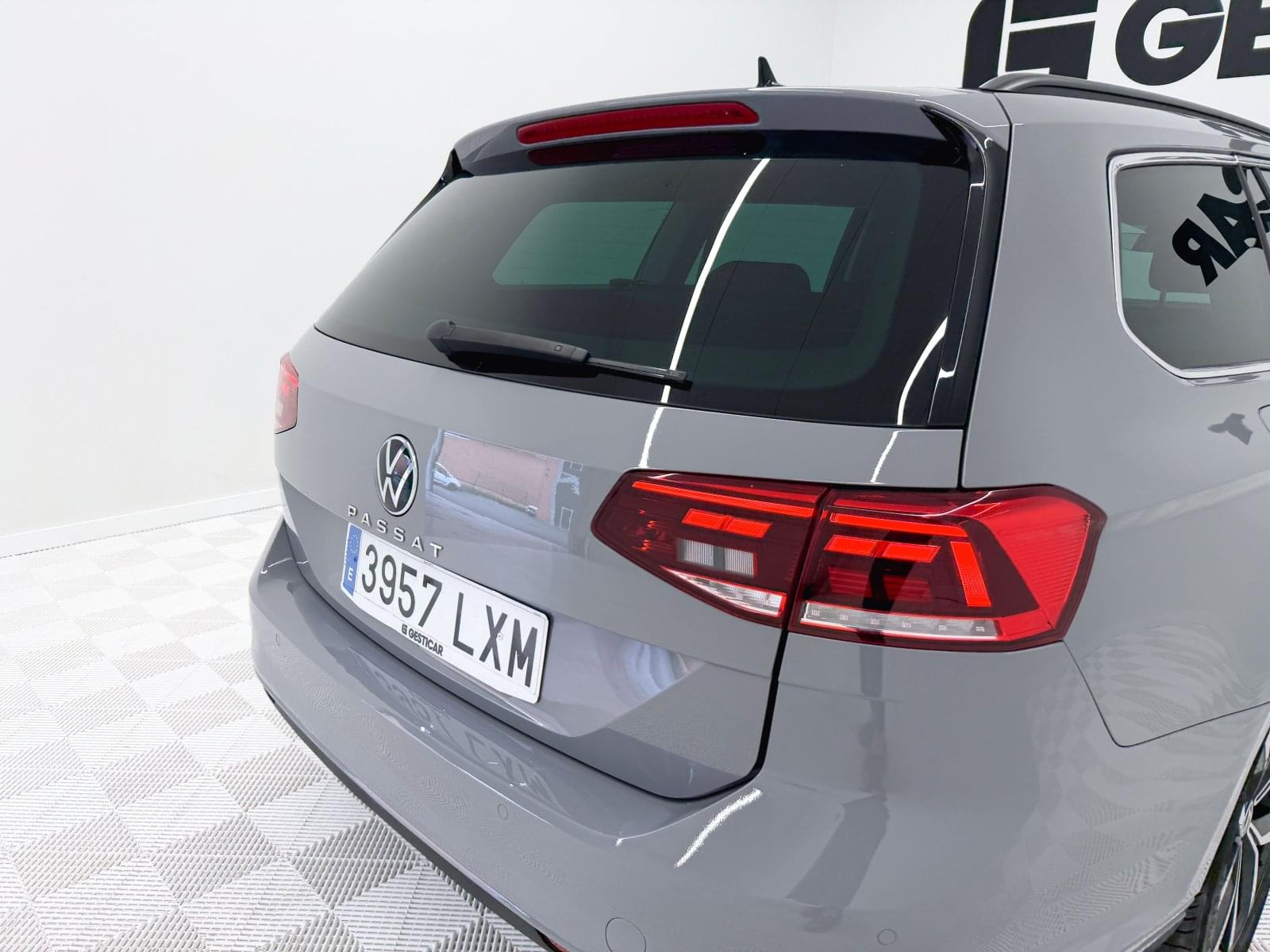 VOLKSWAGEN PASSAT Executive 2.0 TDI 110 kW (150 CV) DSG 15 