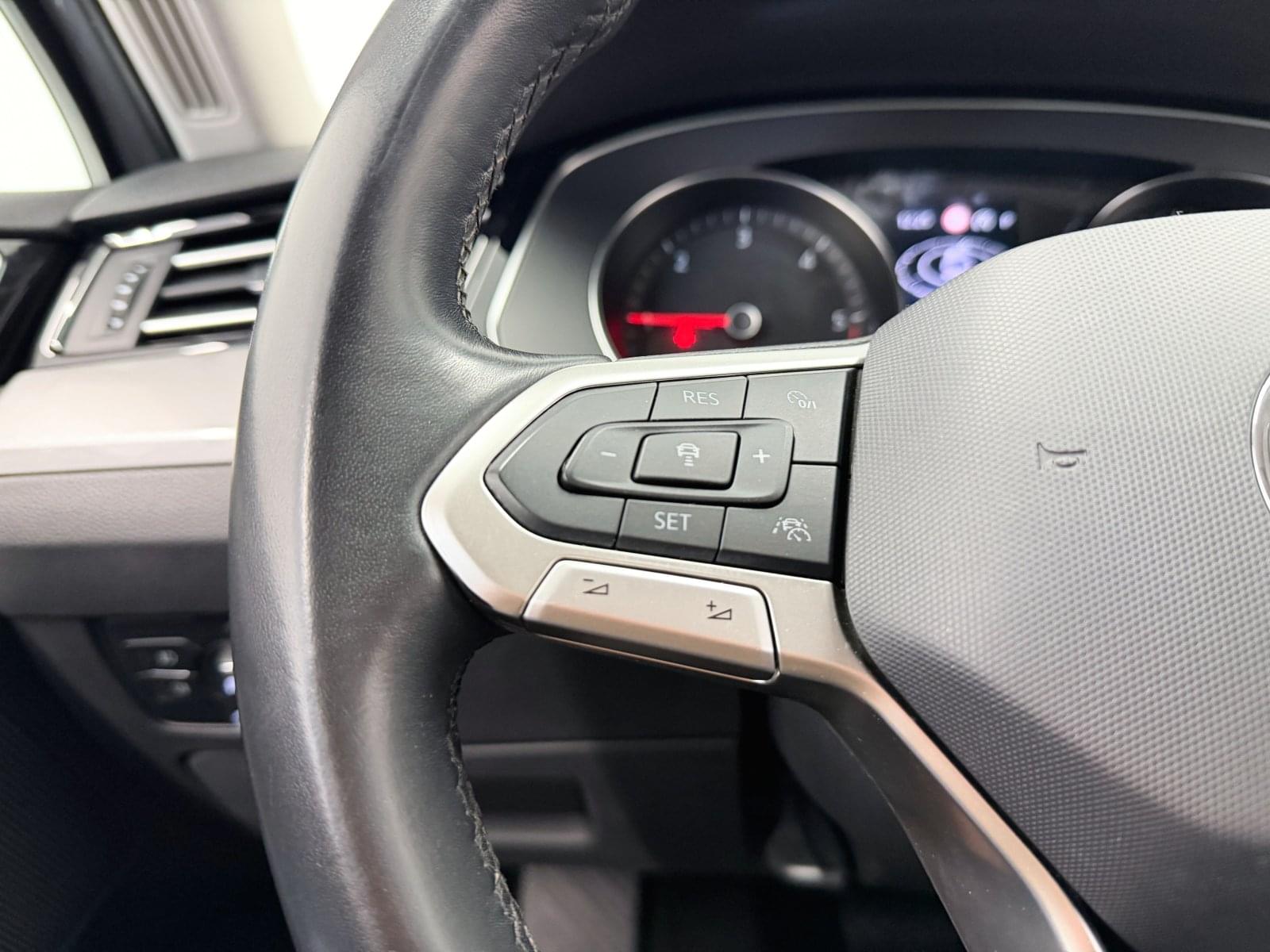 VOLKSWAGEN PASSAT Executive 2.0 TDI 110 kW (150 CV) DSG 27 