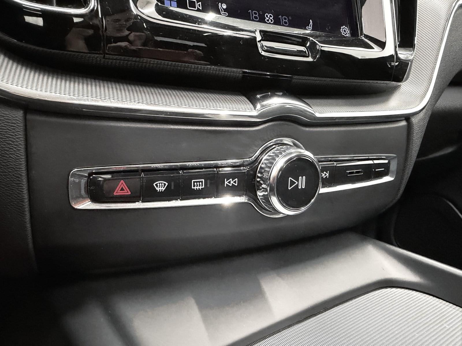 VOLVO XC60 T6 AWD RECHARGE ULTIMATE BRIGHT 355cv 38 