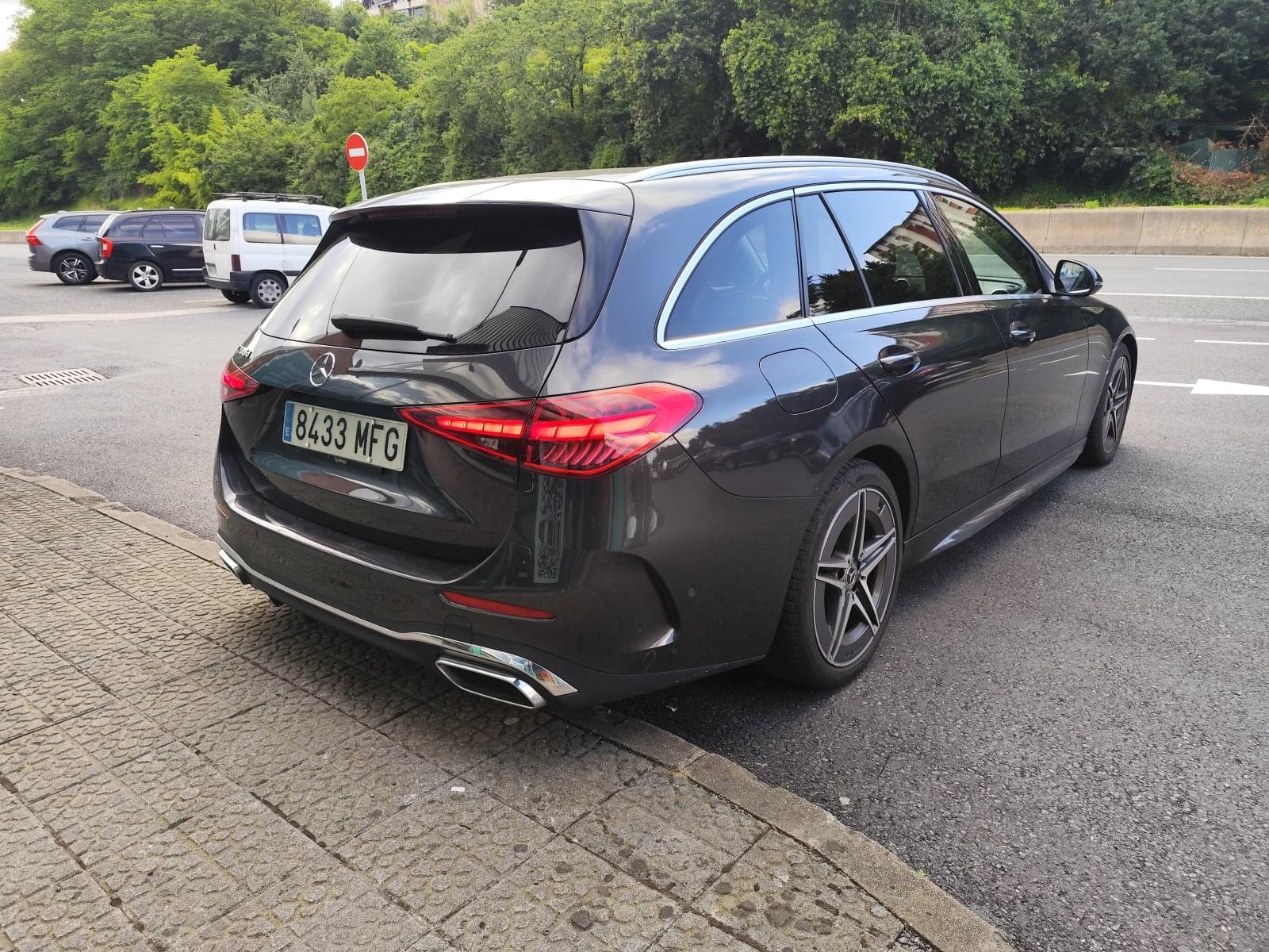 MERCEDES CLASE C 200D ESTATE 6