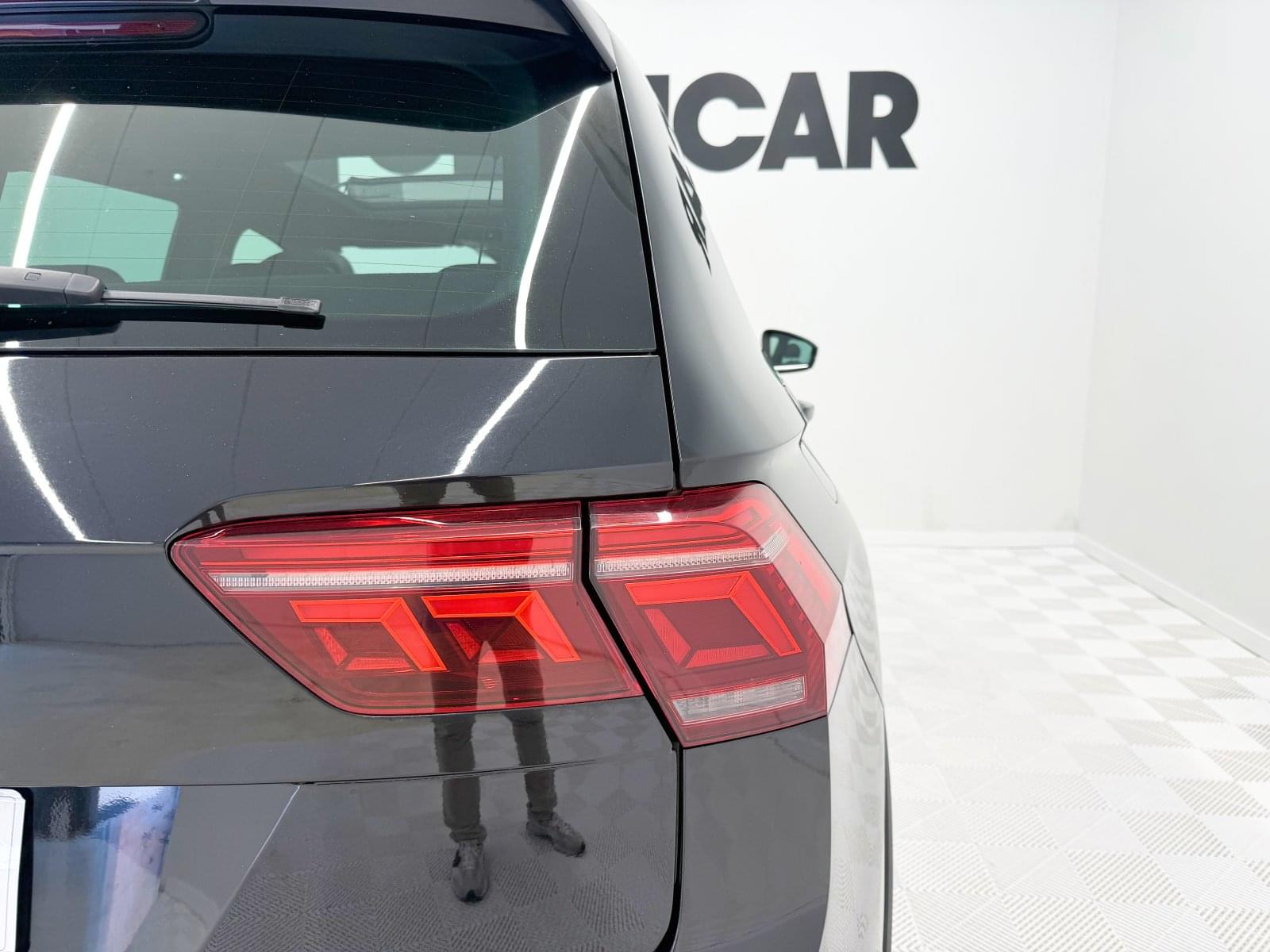 VOLKSWAGEN TIGUAN R-Line 1.5 TSI 110 kW (150 CV) DSG 16