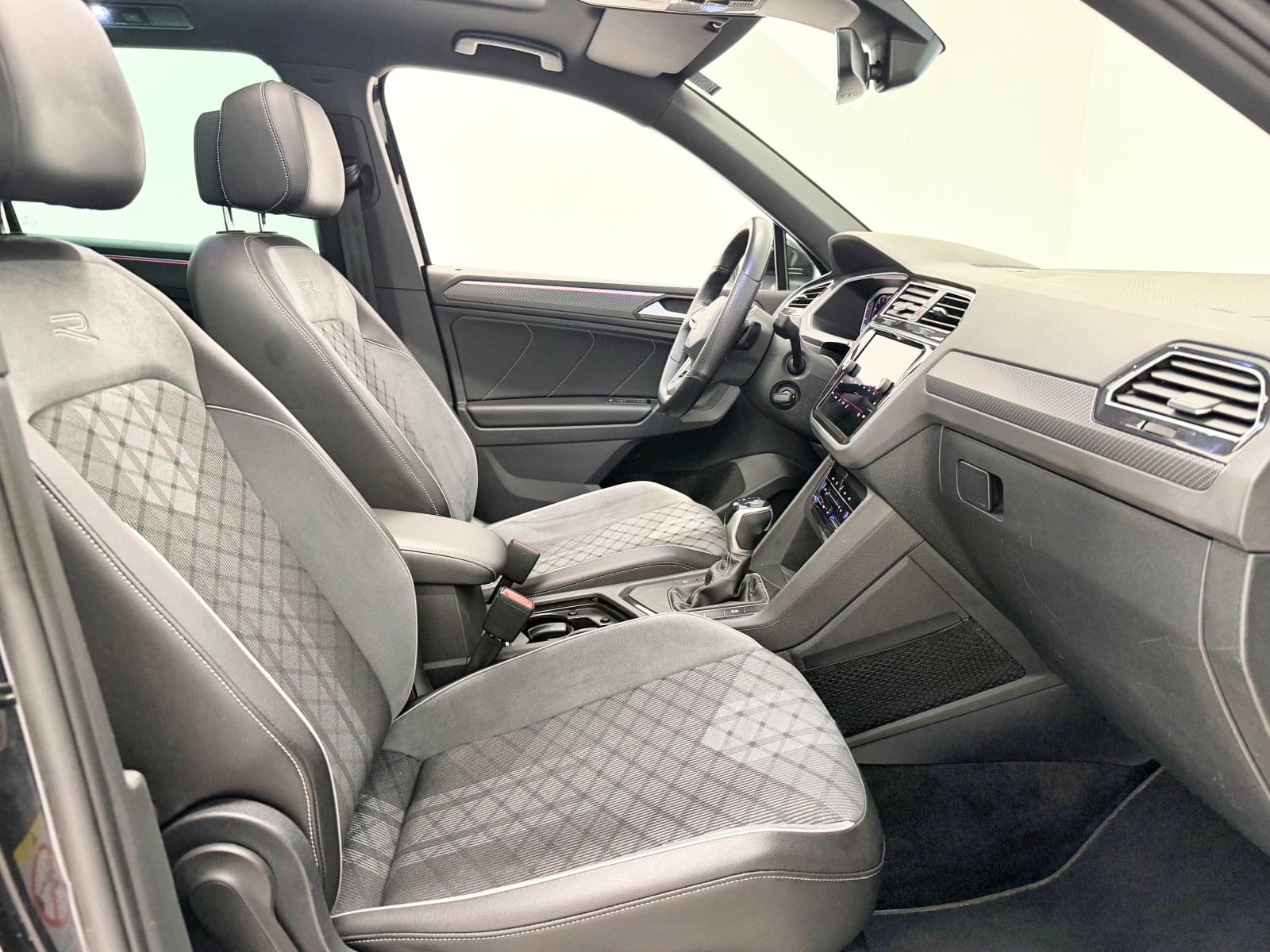 VOLKSWAGEN TIGUAN R-Line 1.5 TSI 110 kW (150 CV) DSG 39