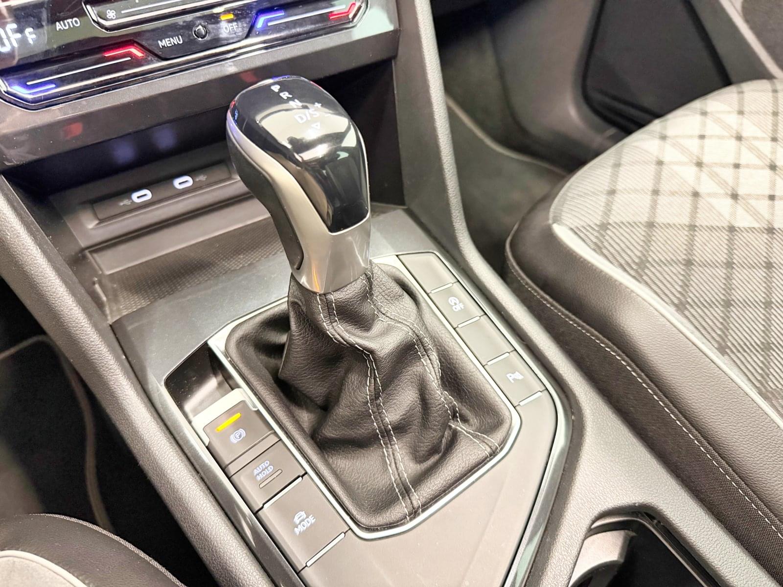 VOLKSWAGEN TIGUAN R-Line 1.5 TSI 110 kW (150 CV) DSG 32
