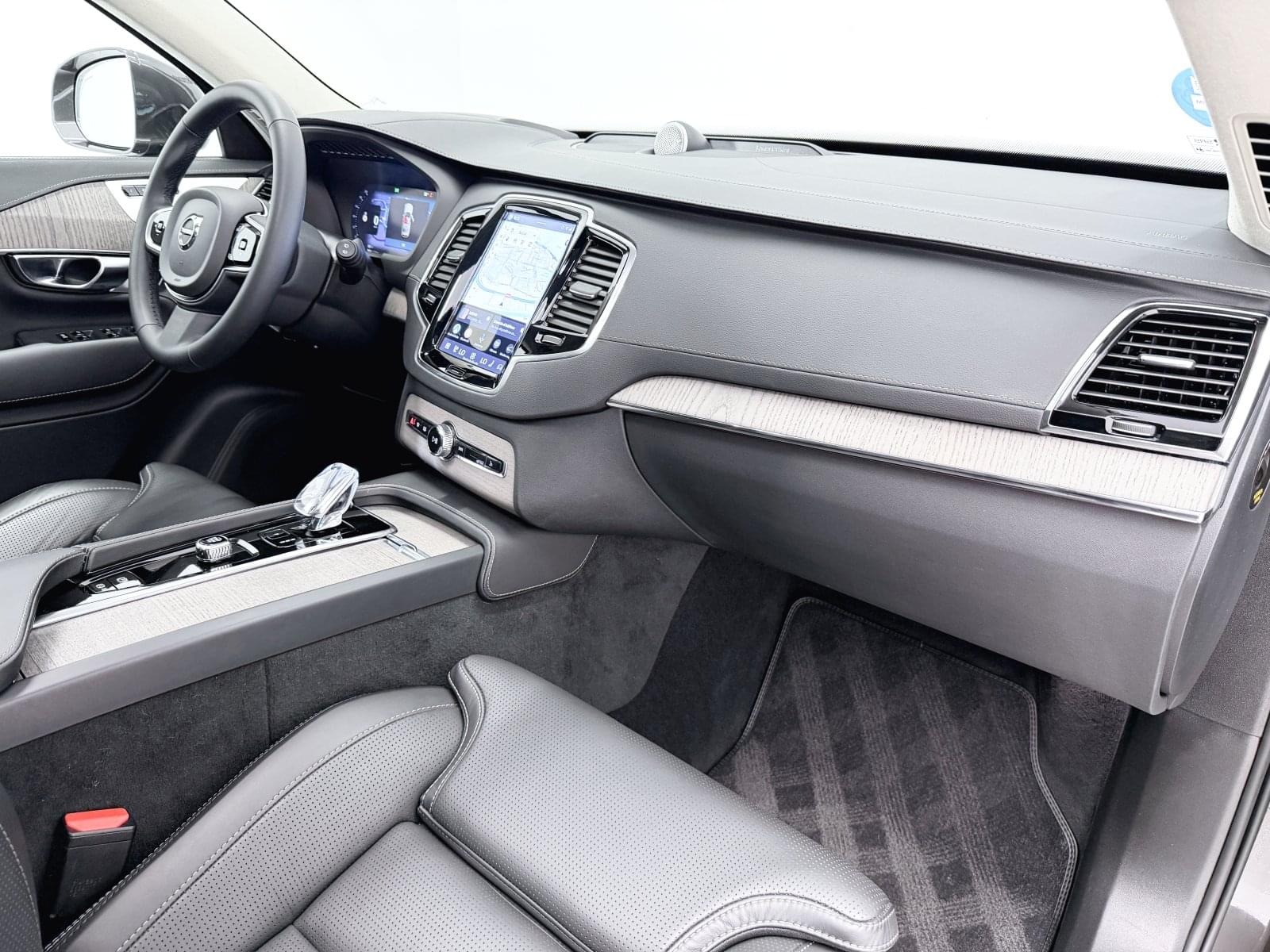 VOLVO XC90 2.0 B5 D AWD ULTIMATE BRIGHT AUTO 40 