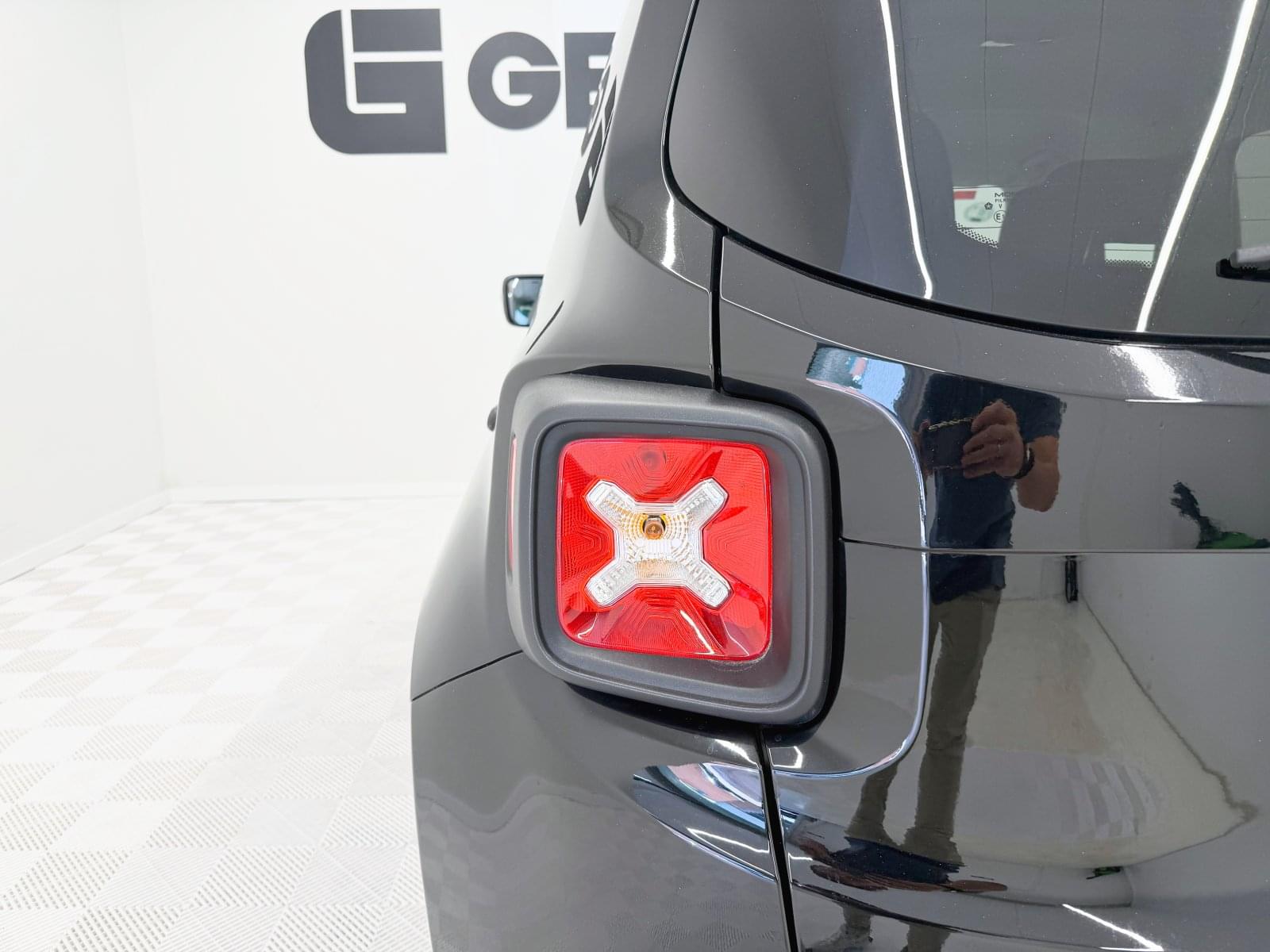 JEEP RENEGADE 1.0G Sport 4x2 88 kW (120 CV) 8