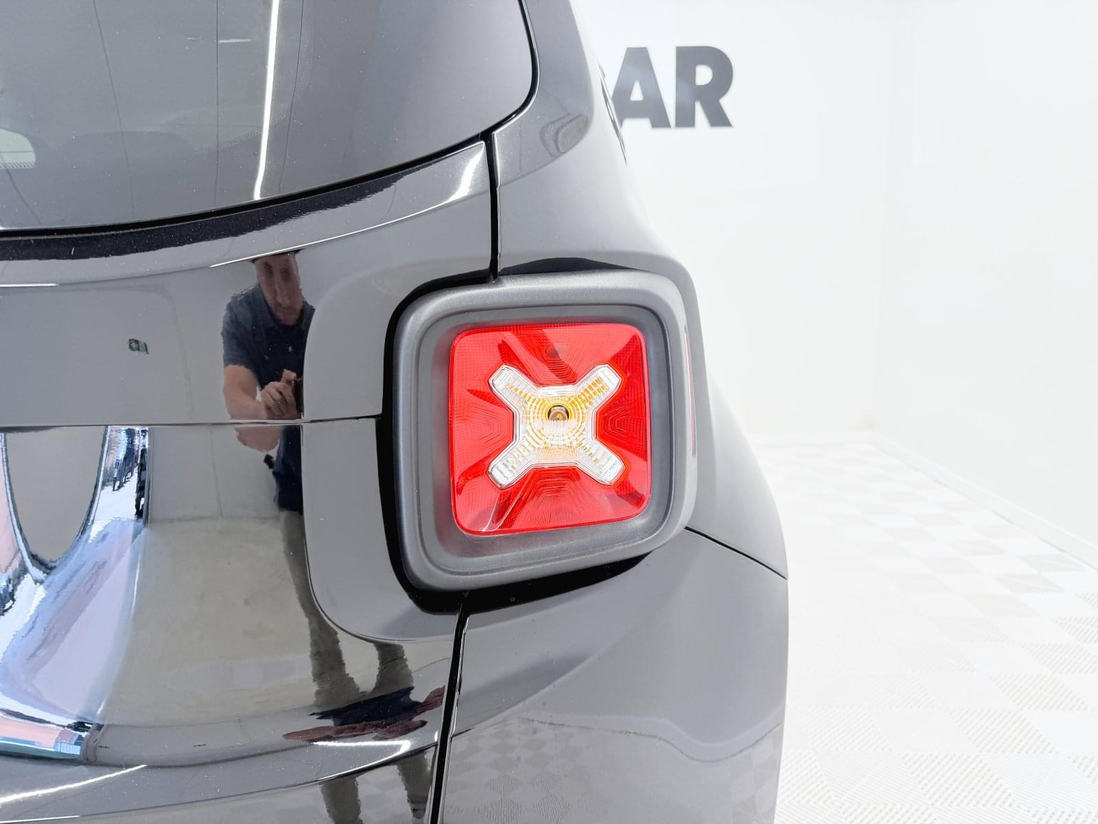 JEEP RENEGADE 1.0G Sport 4x2 88 kW (120 CV) 13