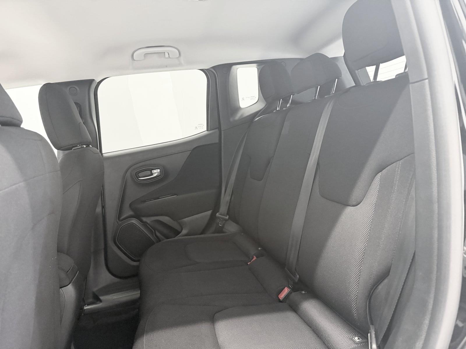 JEEP RENEGADE 1.0G Sport 4x2 88 kW (120 CV) 34