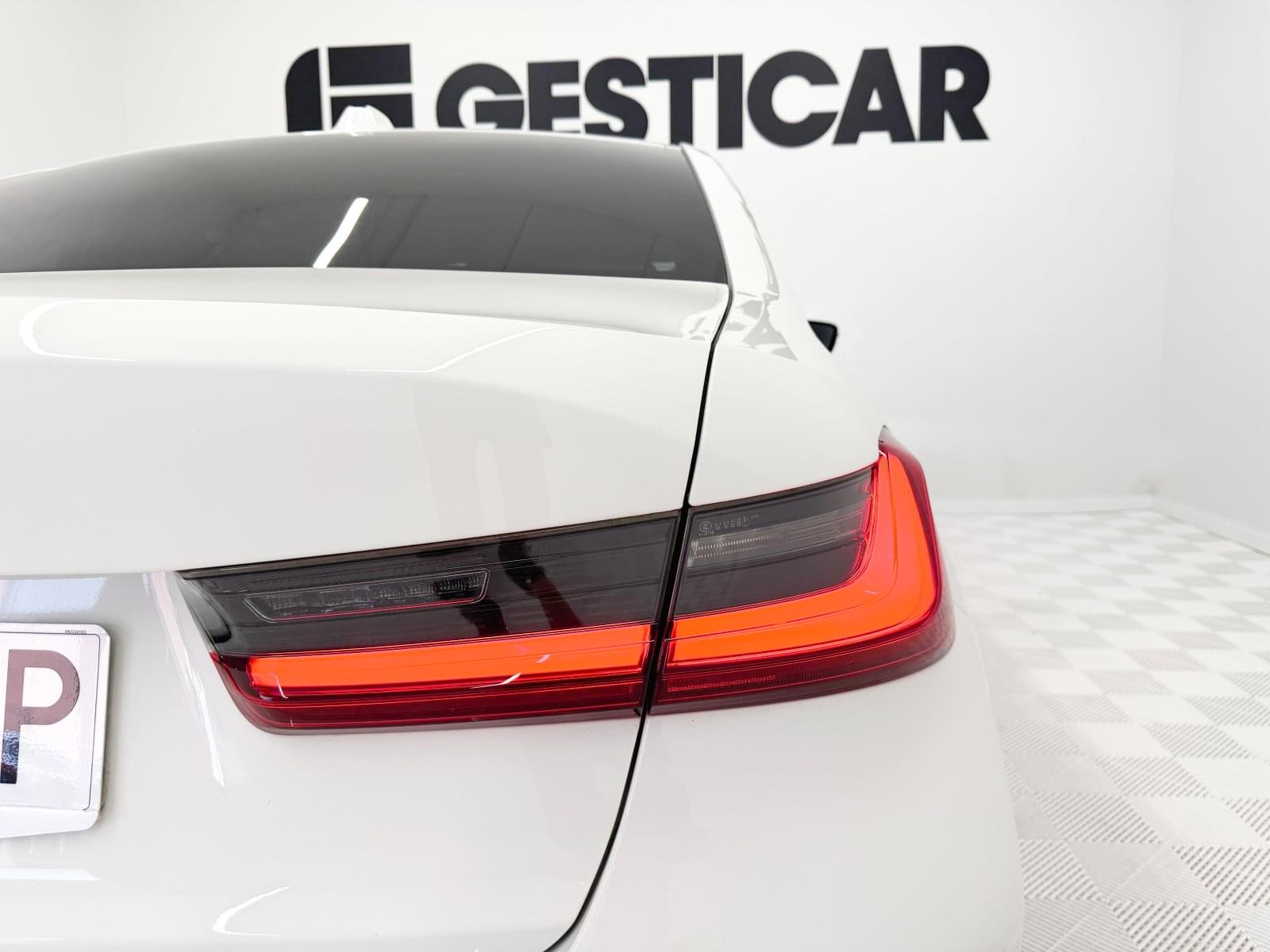 BMW SERIE 3 320d 140 kW (190 CV) 19