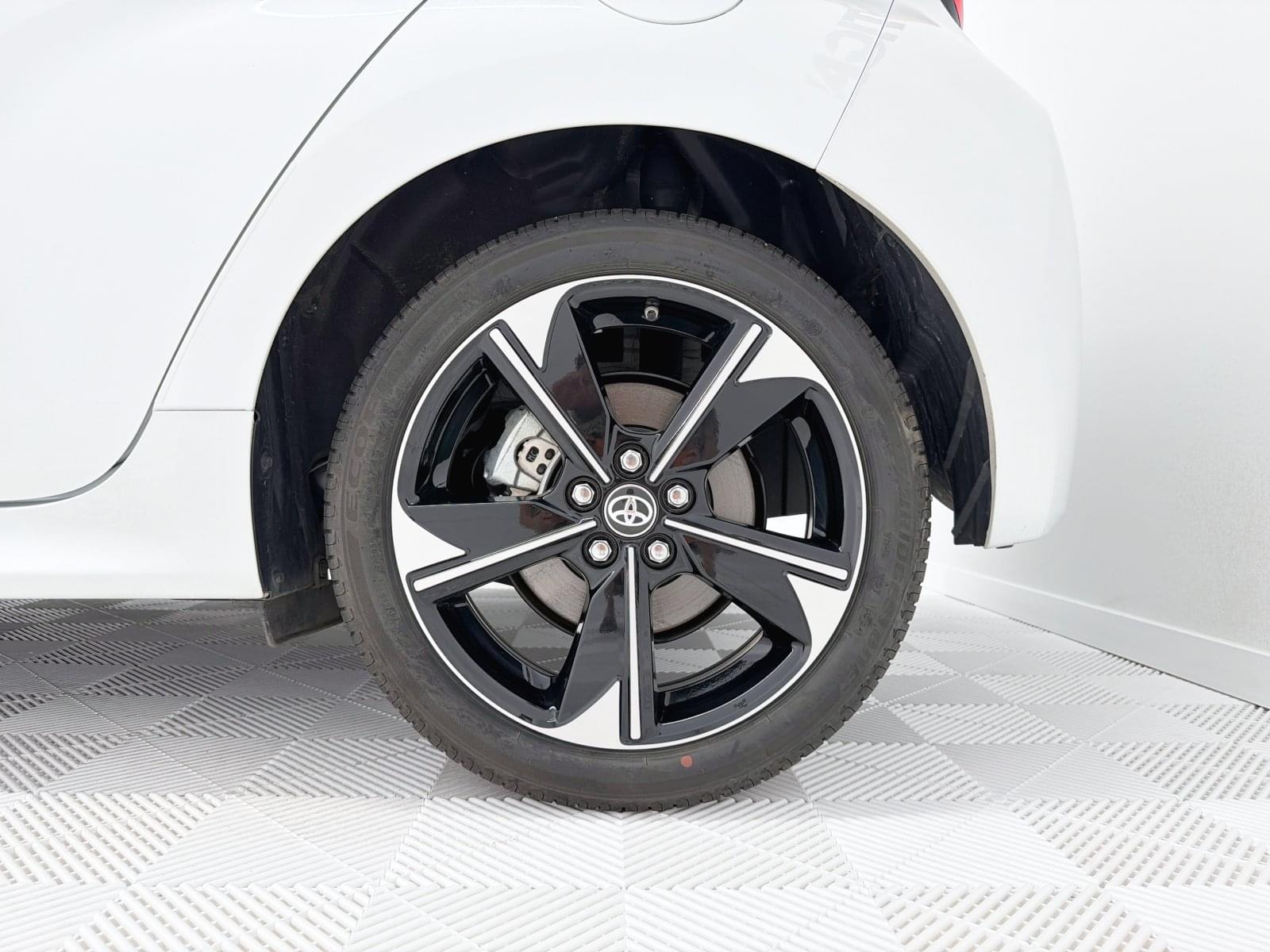 TOYOTA YARIS 1.5 120H STYLE 21 