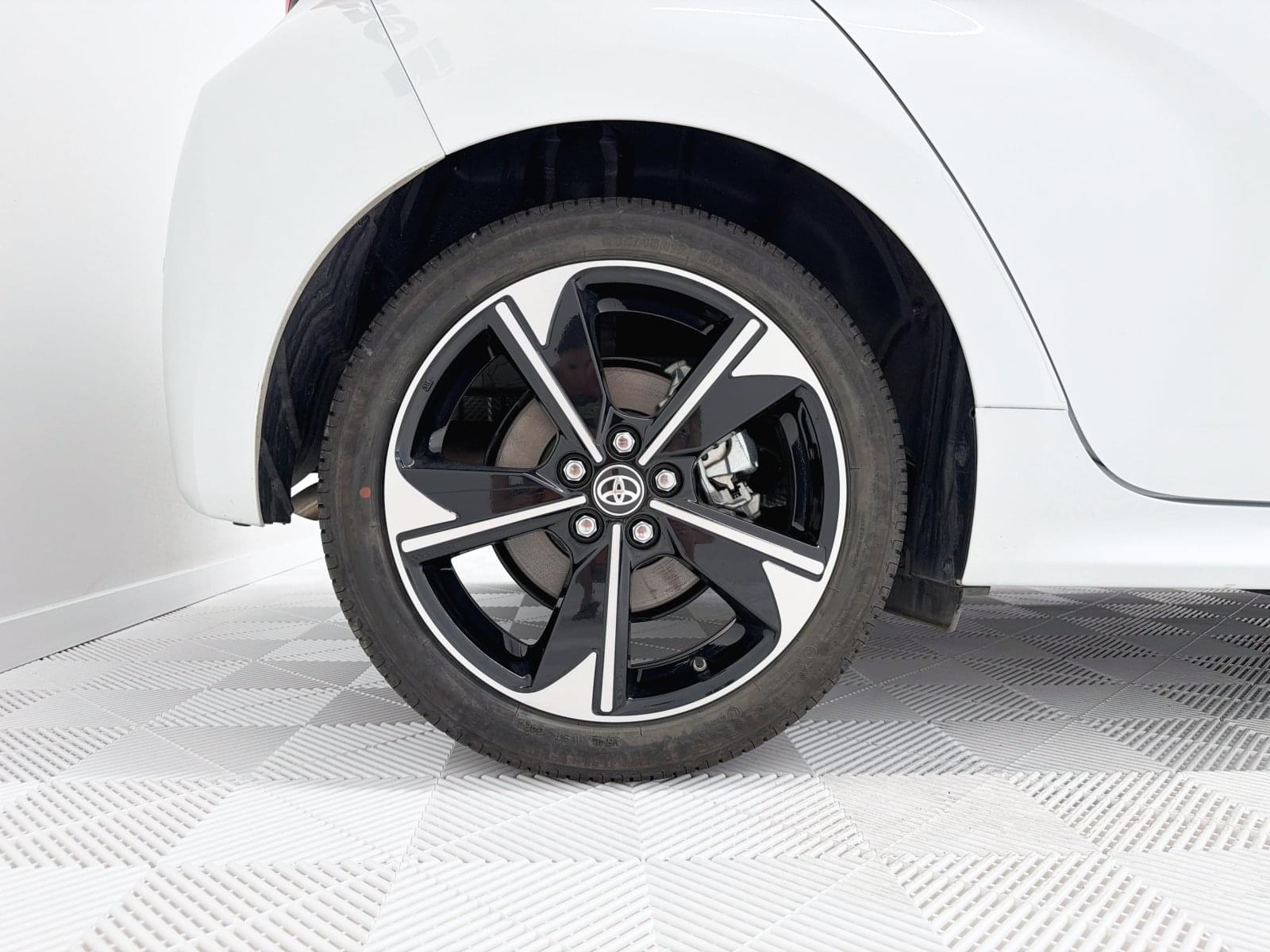 TOYOTA YARIS 1.5 120H STYLE 22 
