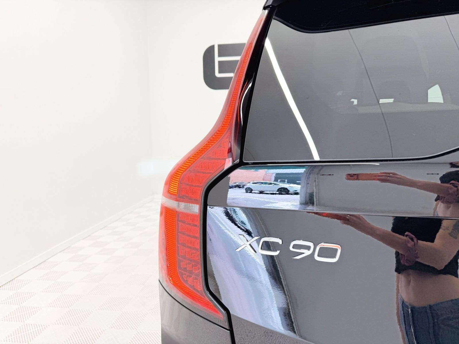 VOLVO XC90 T8 AWD PLUS BRIGHT RECHARGE AUTO 11