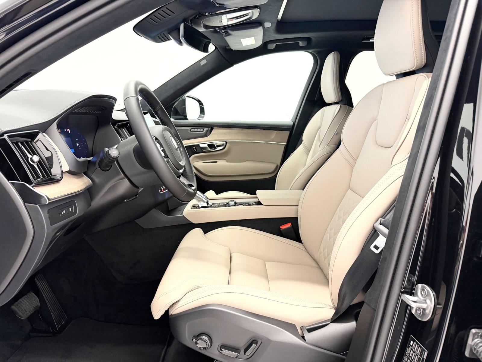 VOLVO XC90 T8 AWD PLUS BRIGHT RECHARGE AUTO 25