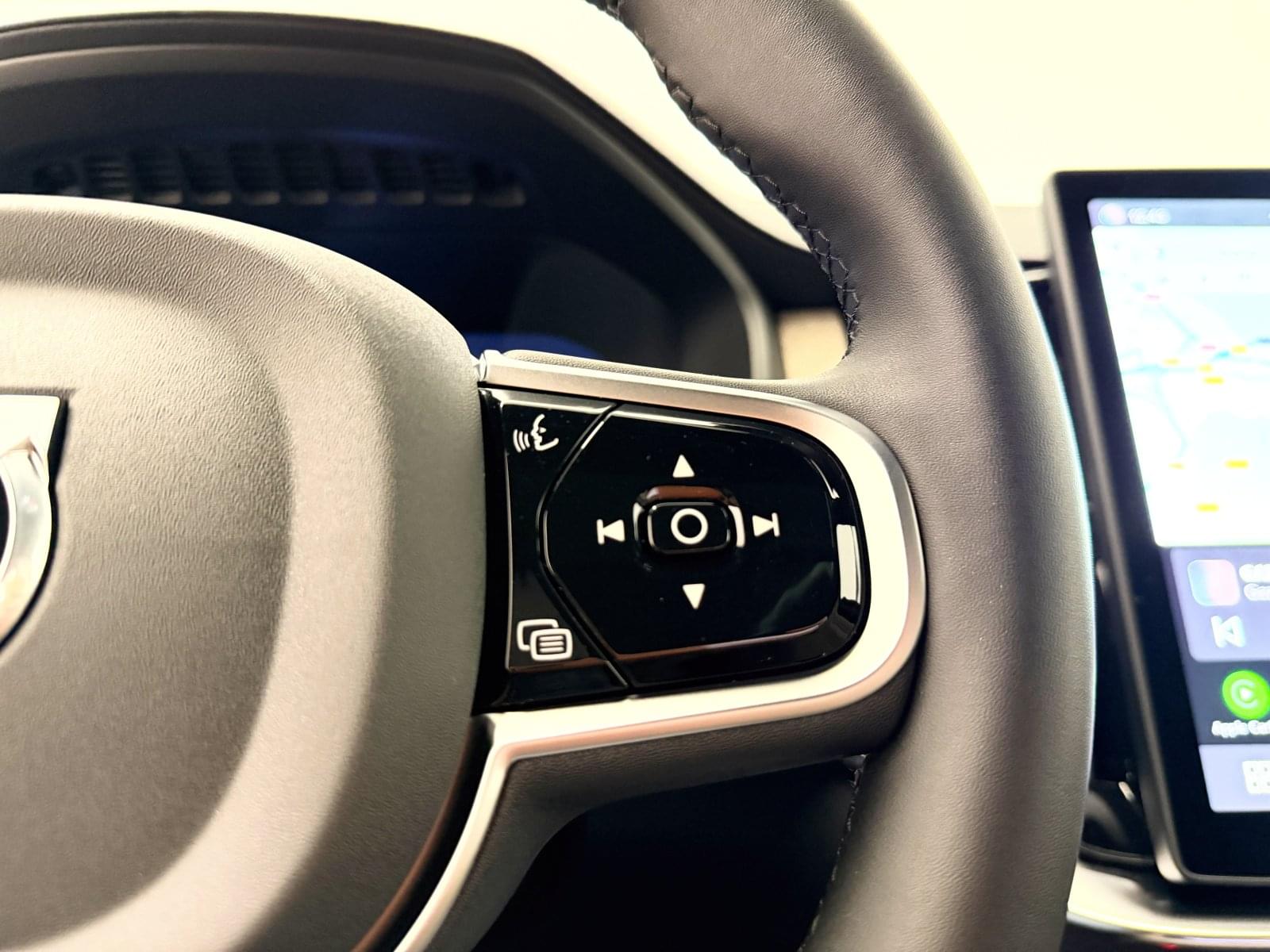 VOLVO XC90 T8 AWD PLUS BRIGHT RECHARGE AUTO 31