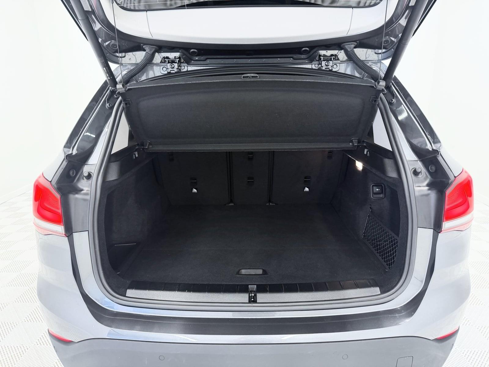 BMW X1 sDrive18i 103 kW (140 CV) 13