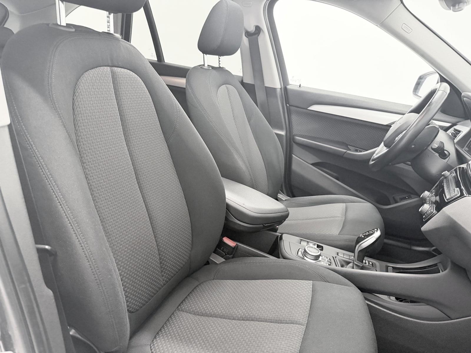 BMW X1 sDrive18i 103 kW (140 CV) 34