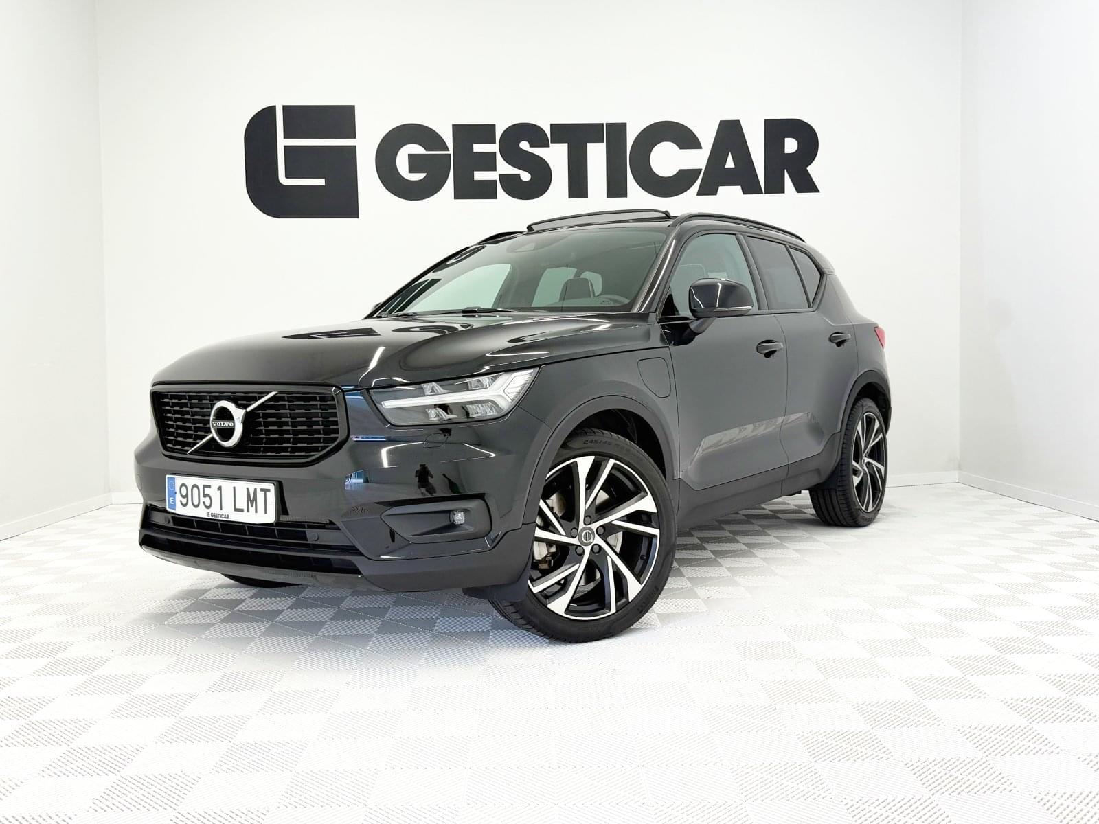 imagen de VOLVO XC40 T5 PLUG IN R-DESIGN - REF: 01758