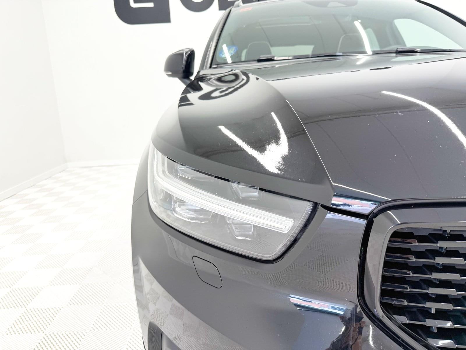 VOLVO XC40 T5 PLUG IN R-DESIGN 5