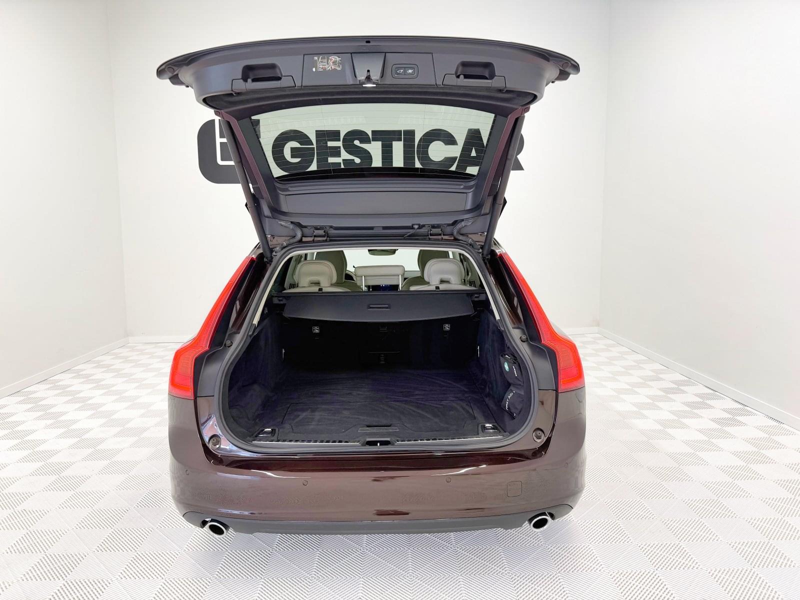 VOLVO V90 T4 BUSINESS PLUS AUTO 190CV 8
