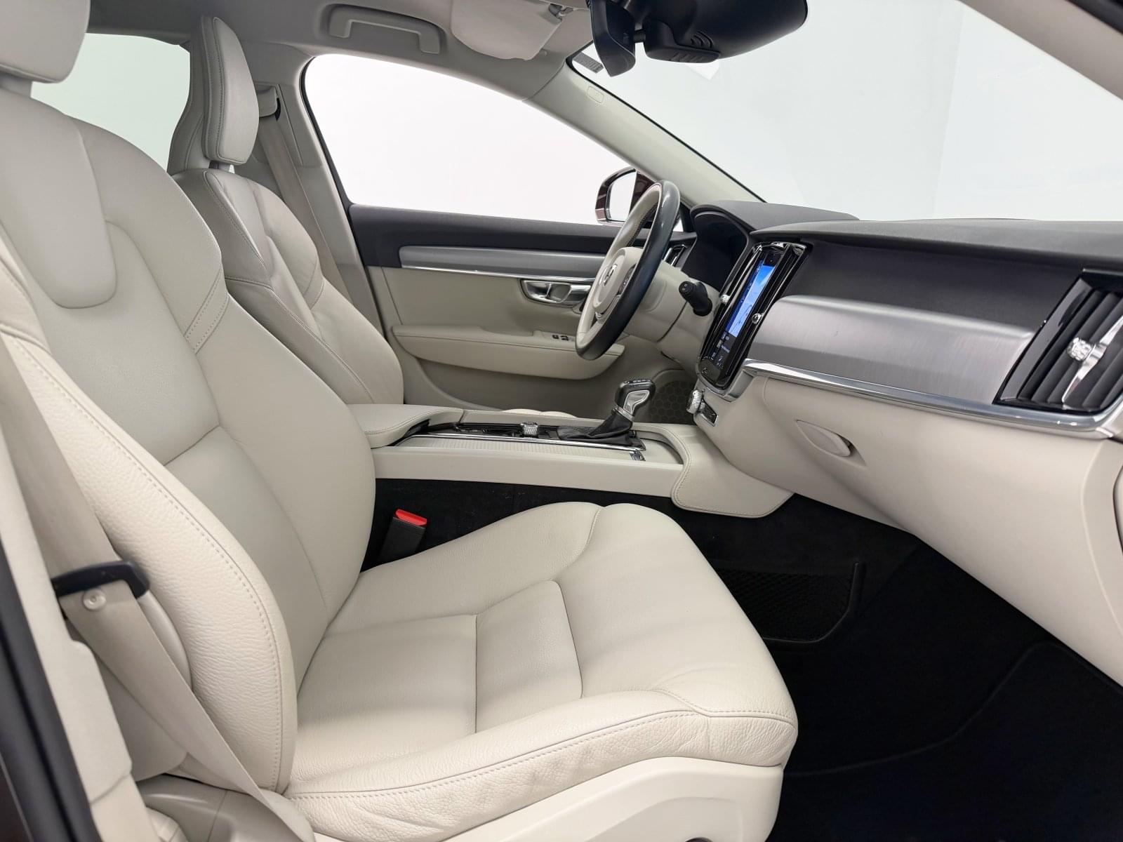 VOLVO V90 T4 BUSINESS PLUS AUTO 190CV 26