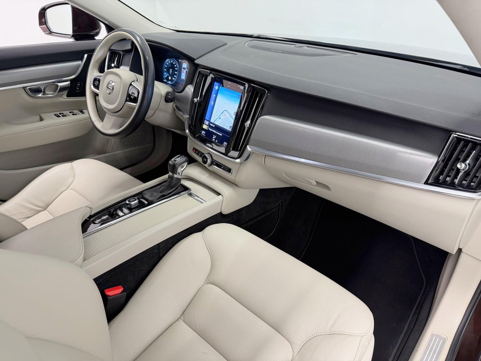 VOLVO V90 T4 BUSINESS PLUS AUTO 190CV 27