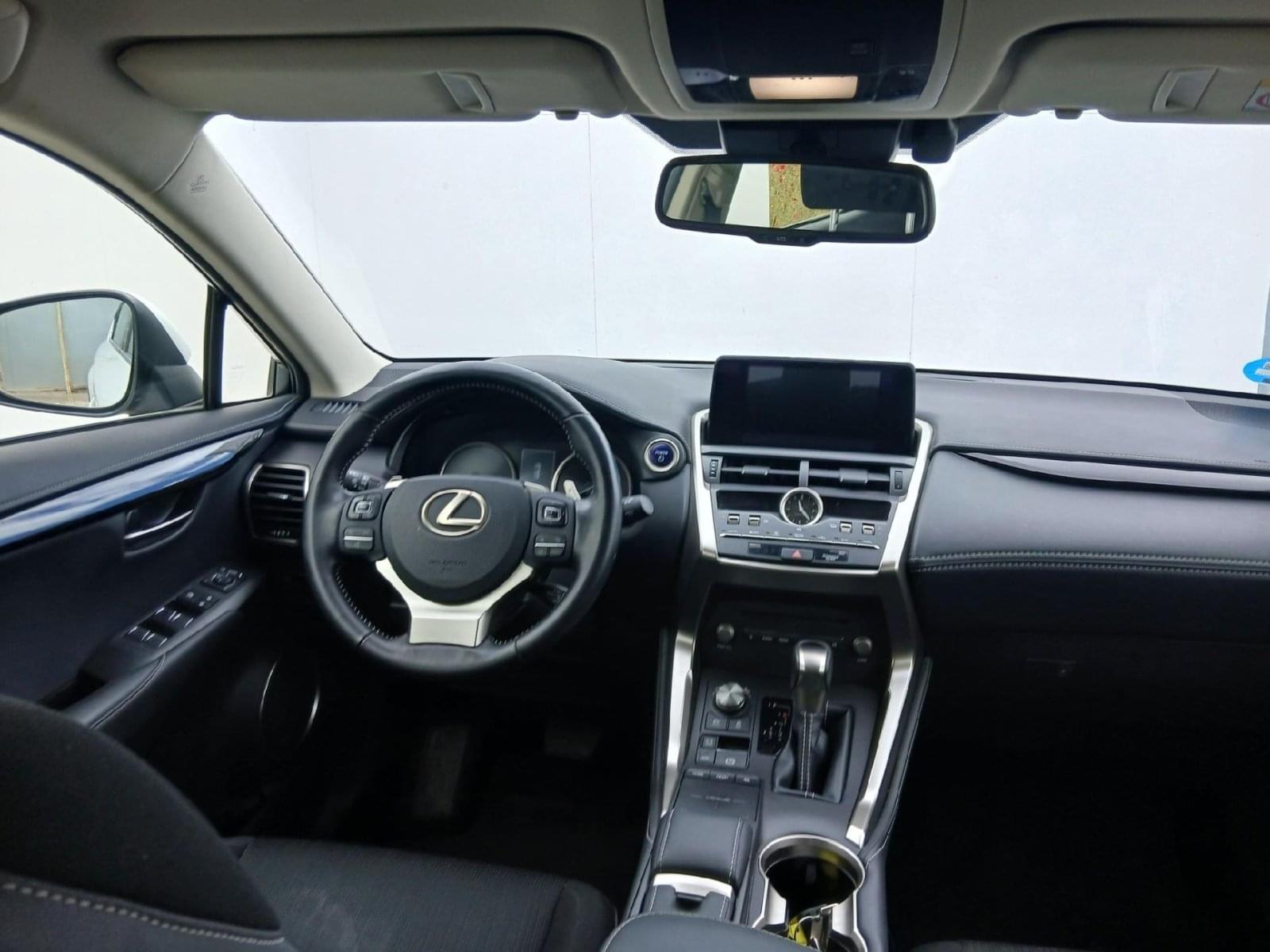 LEXUS NX 2.5 300H BUSINESS NAVIGATION 197cv 5