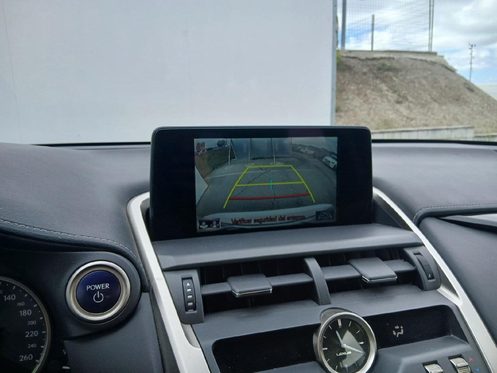 LEXUS NX 2.5 300H BUSINESS NAVIGATION 197cv 10