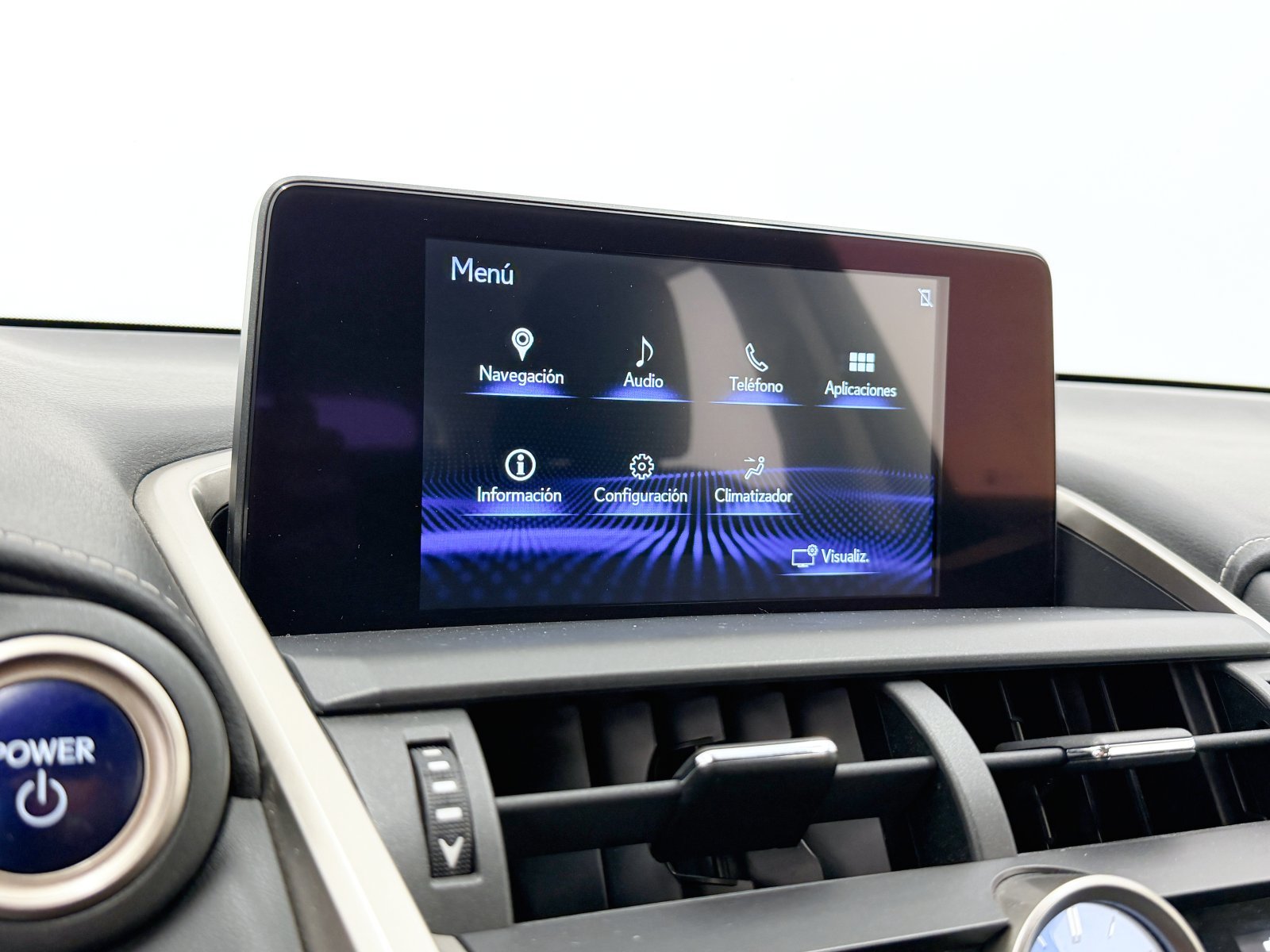 LEXUS NX 300h Business Navigation 2WD 145 kW (197 CV) 32 